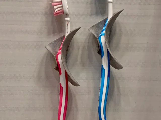 Toothbrush Holder Lily Shaped