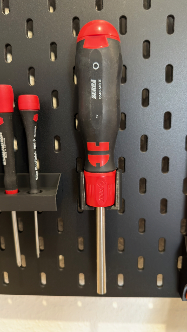 Skadis - Holder for Wuerth Ratchet Screwdriver 3D model