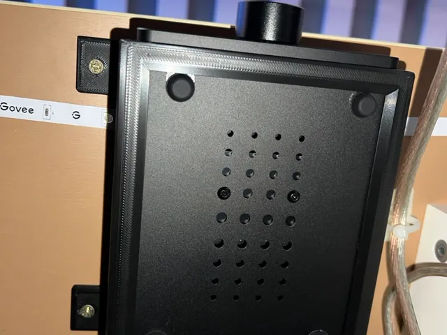 Under desk FOSI V3 amp mount Remix from statuscomplex