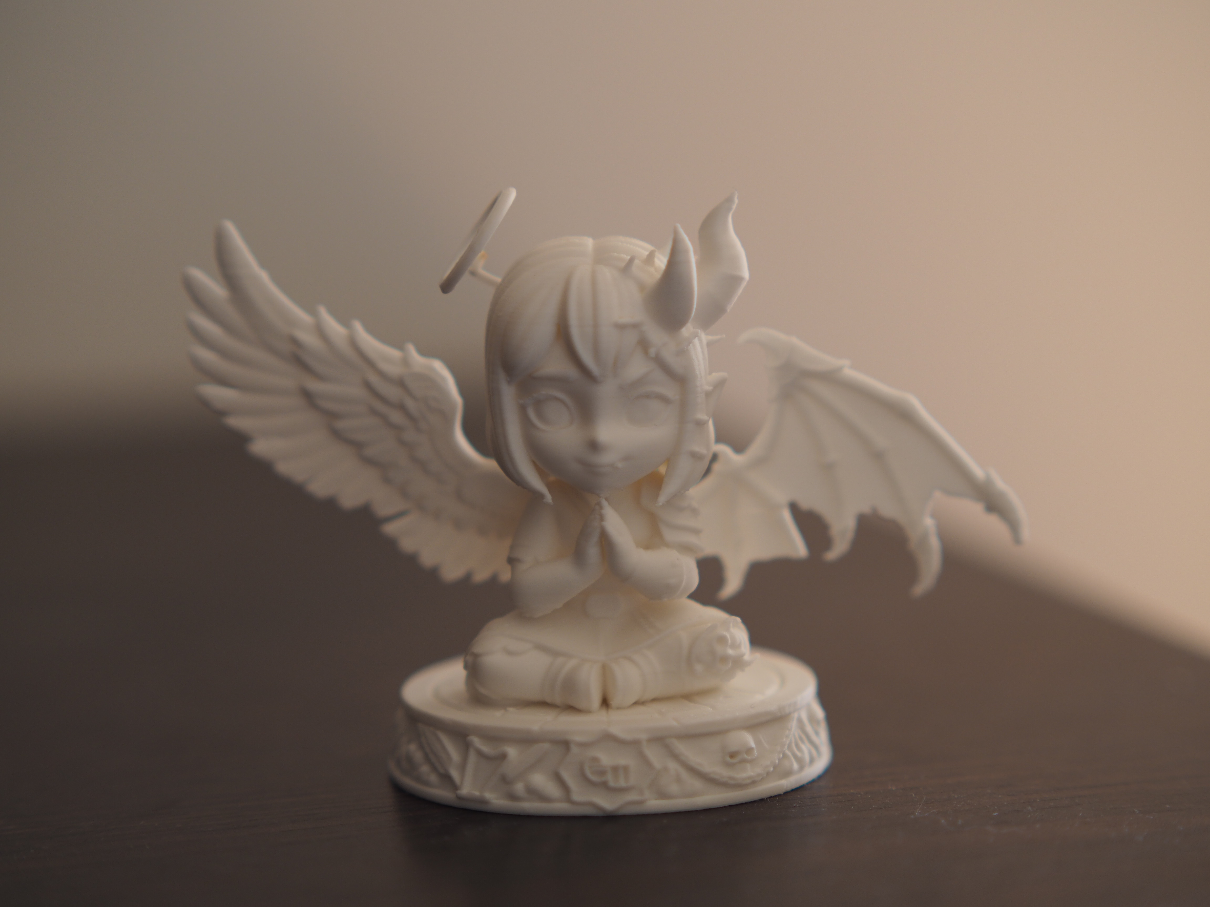 Eclipsia – Angel & Demon Chib