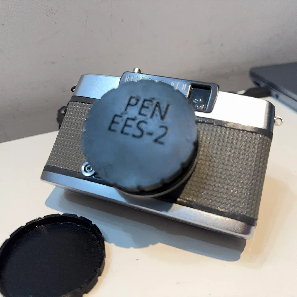 OLYMPUS PEN EES-2 オリンパス レンズキャップ付 Olympus Pen EES-2 Lens Cap by Rik M0RKM | Download free STL model