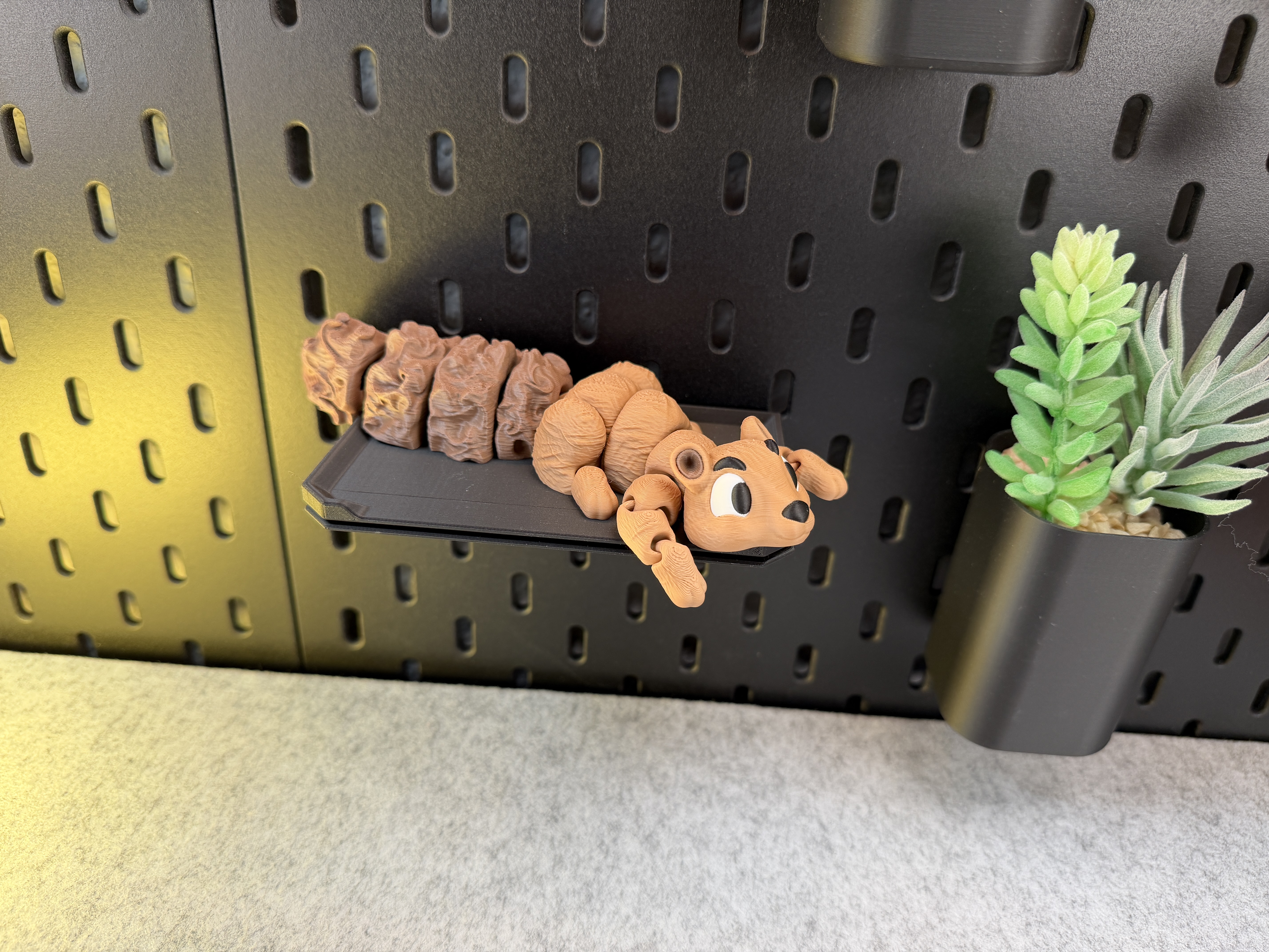 Miniatura 6 do modelo 3D Articulated Cute Squirrel