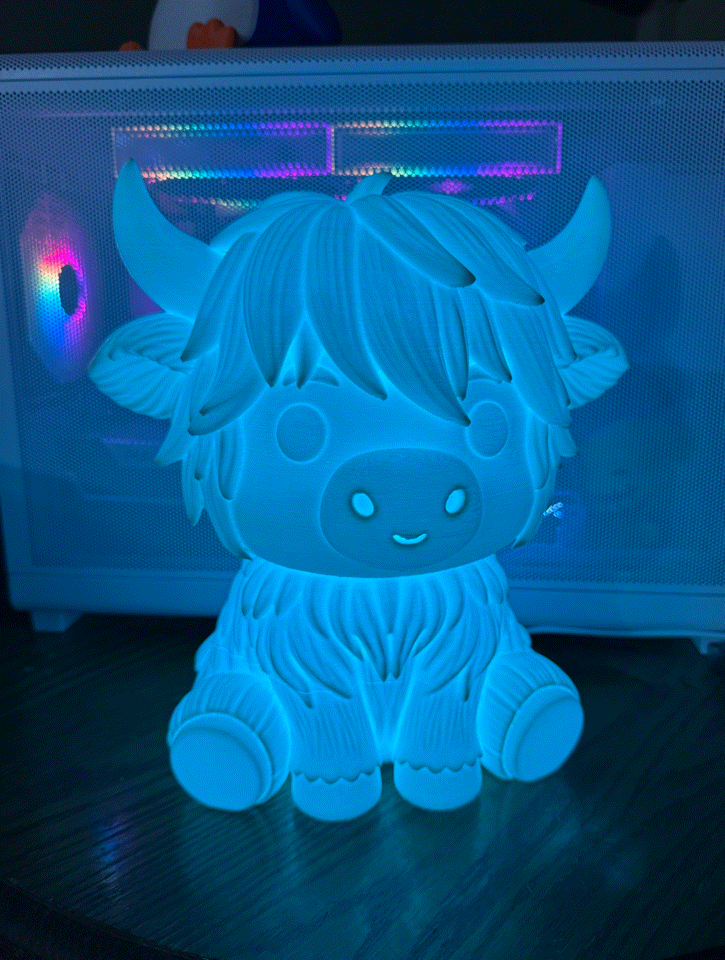 Chibi Highland Cow lamp Color changing