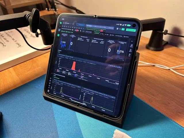 Cased Pixel 9 Pro Fold Charging Stand with Headphone Charging