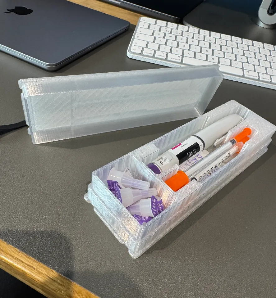tirzepatide case Compact carry case for Mounjaro Kwikpen (Tirzepatide / Zepbound) by  RiverCharlie | Download free STL model