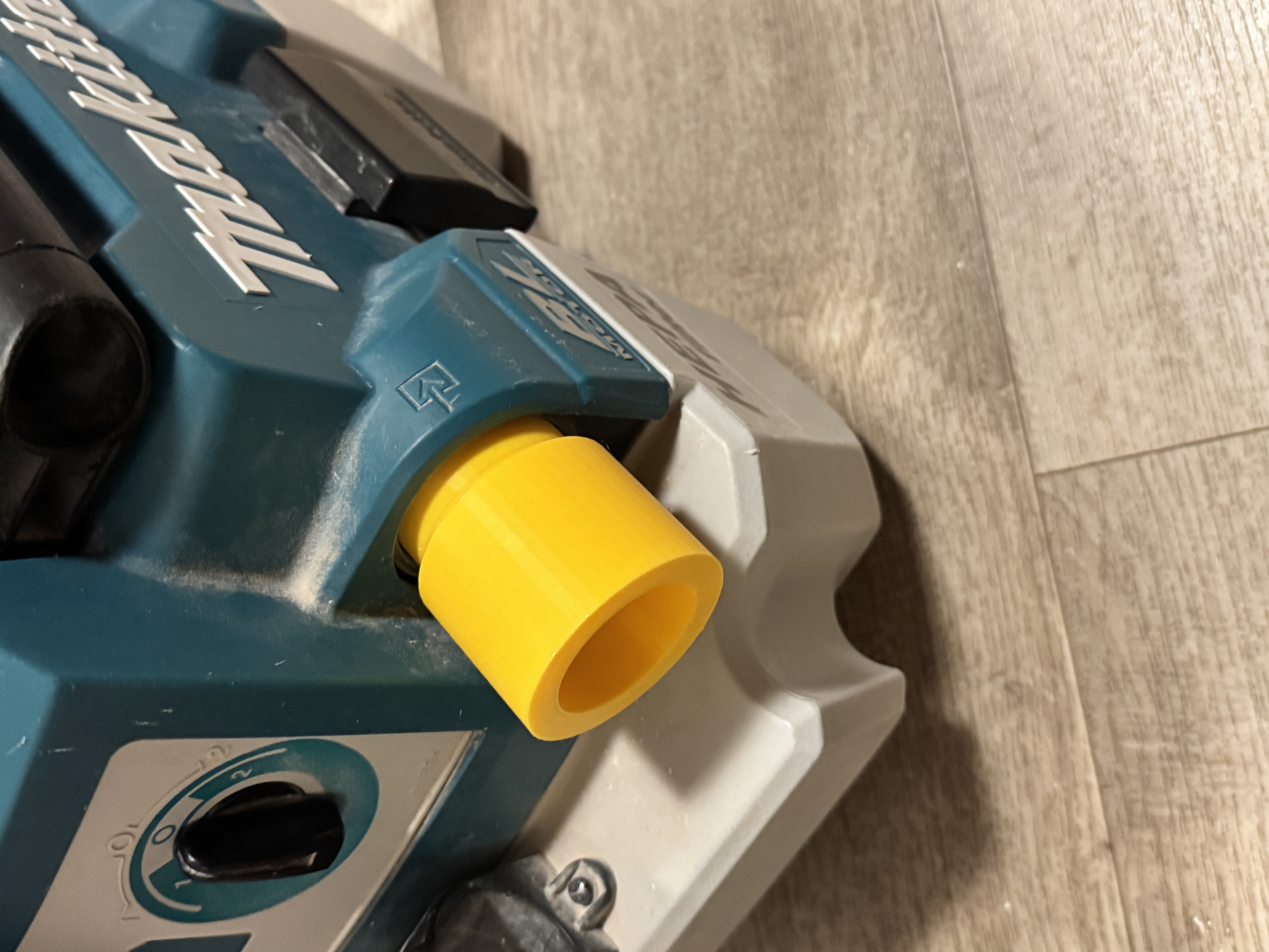Makita DVC750 – Schlauchadapter Ø53 mm (Hose Coupler)