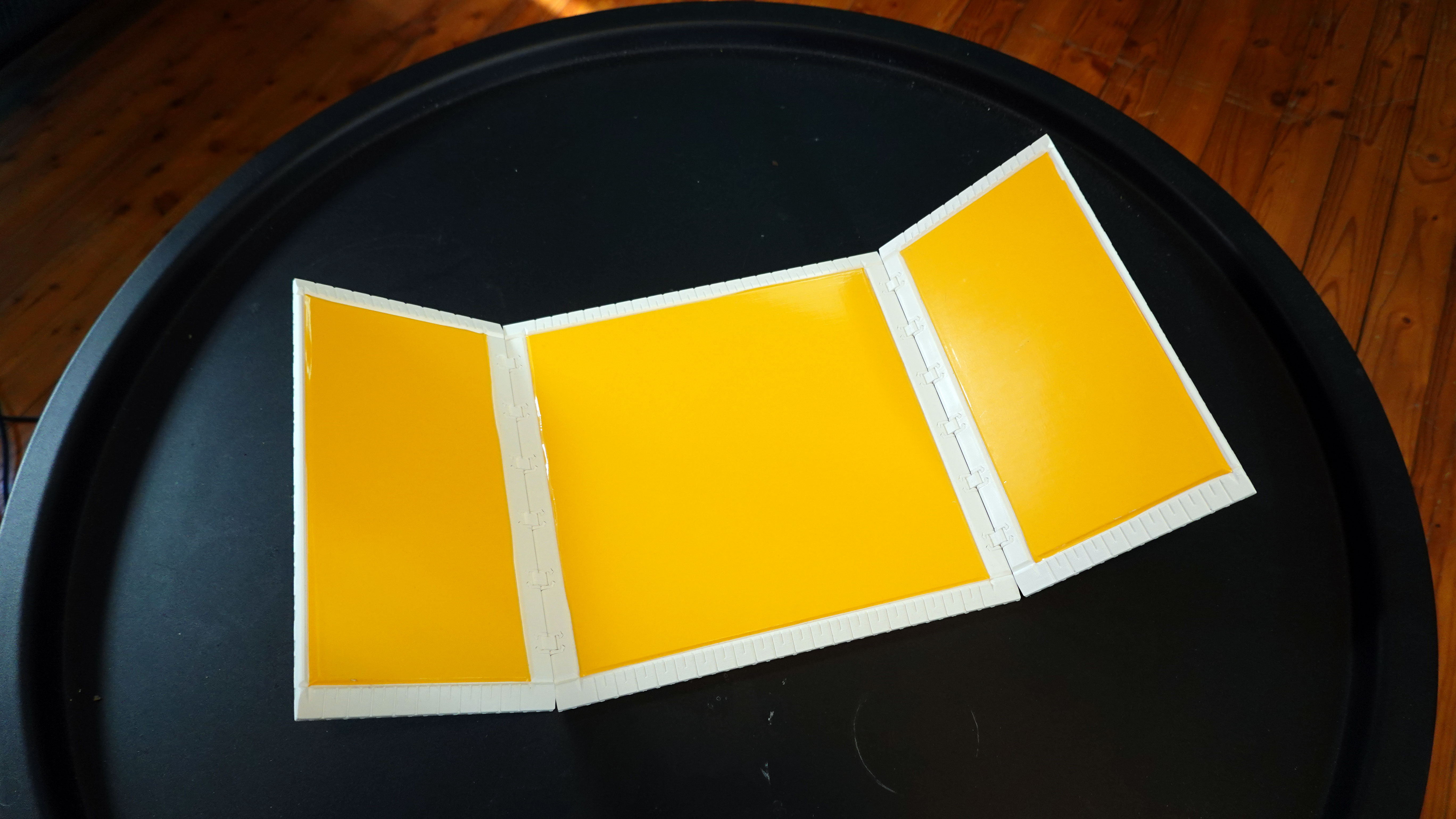 The Foldable WorkPad - A 3D printable, foldable work surface — miniatura 5