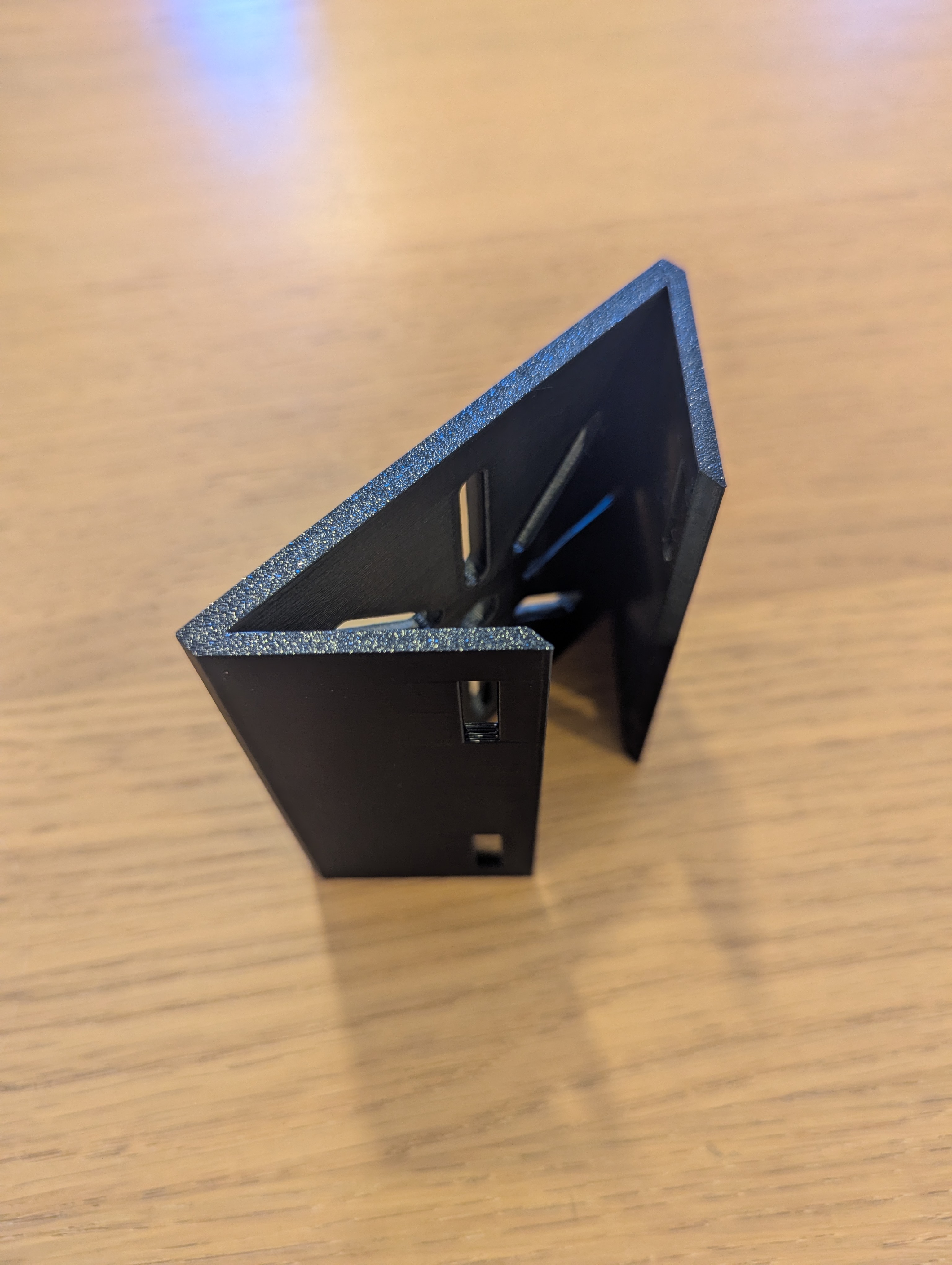 Post camera mounting plate