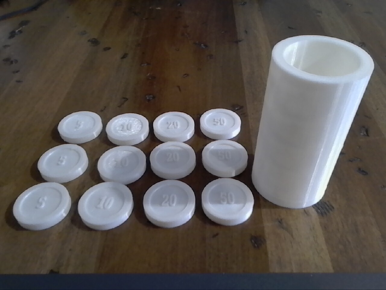 Poker chips set with tube holder
