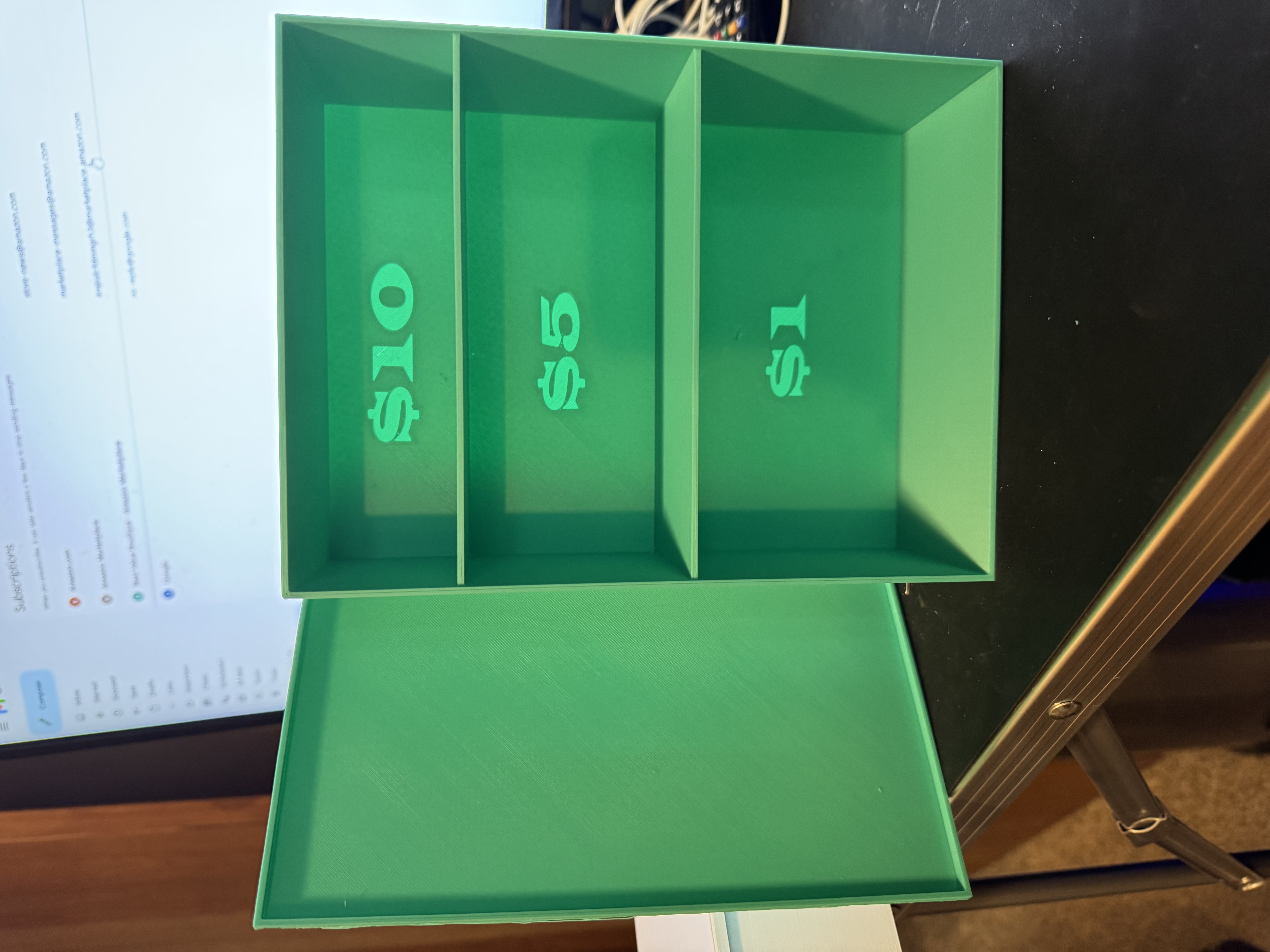 Cash Box with Lid