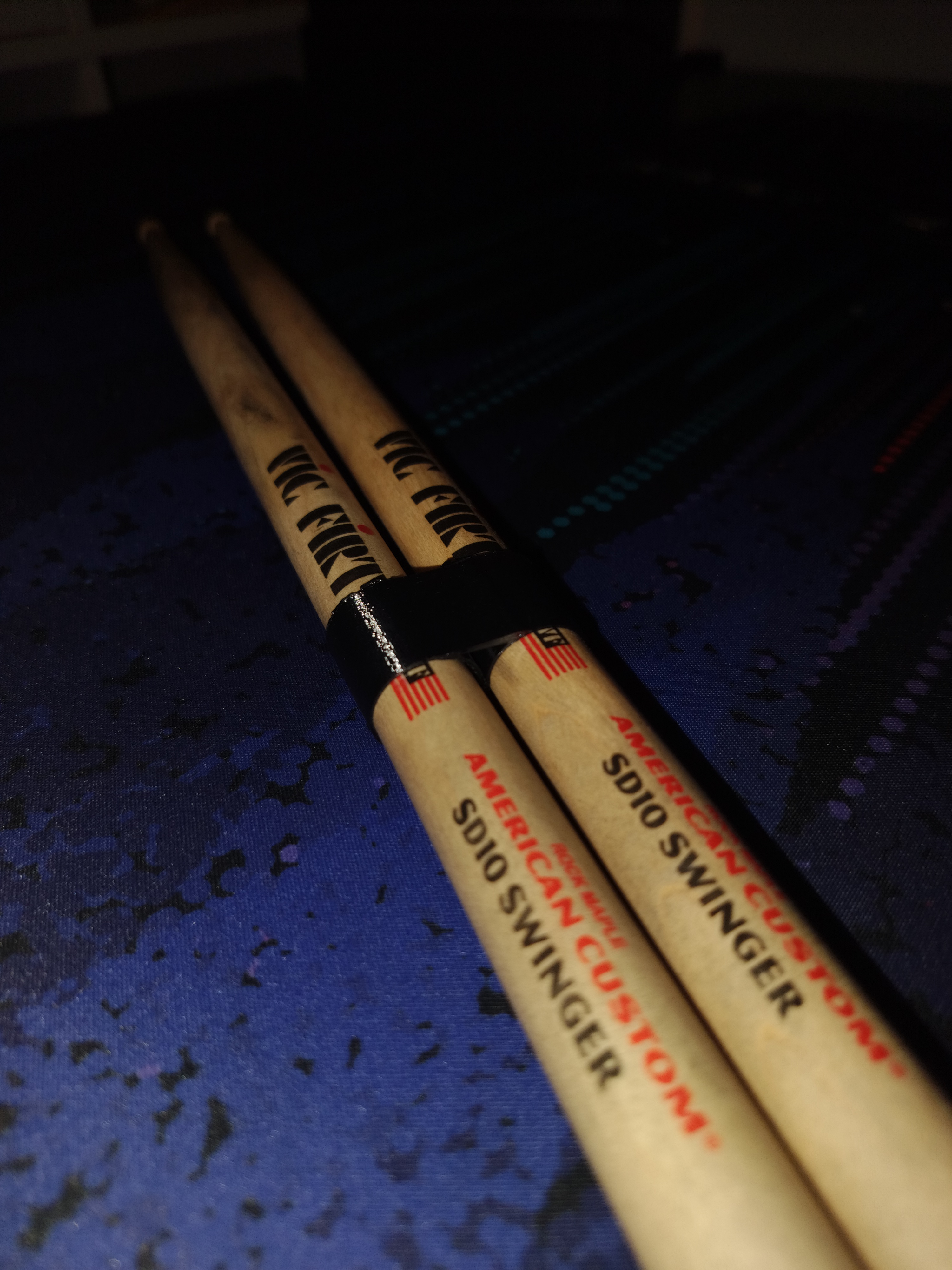 Drum sticks holder