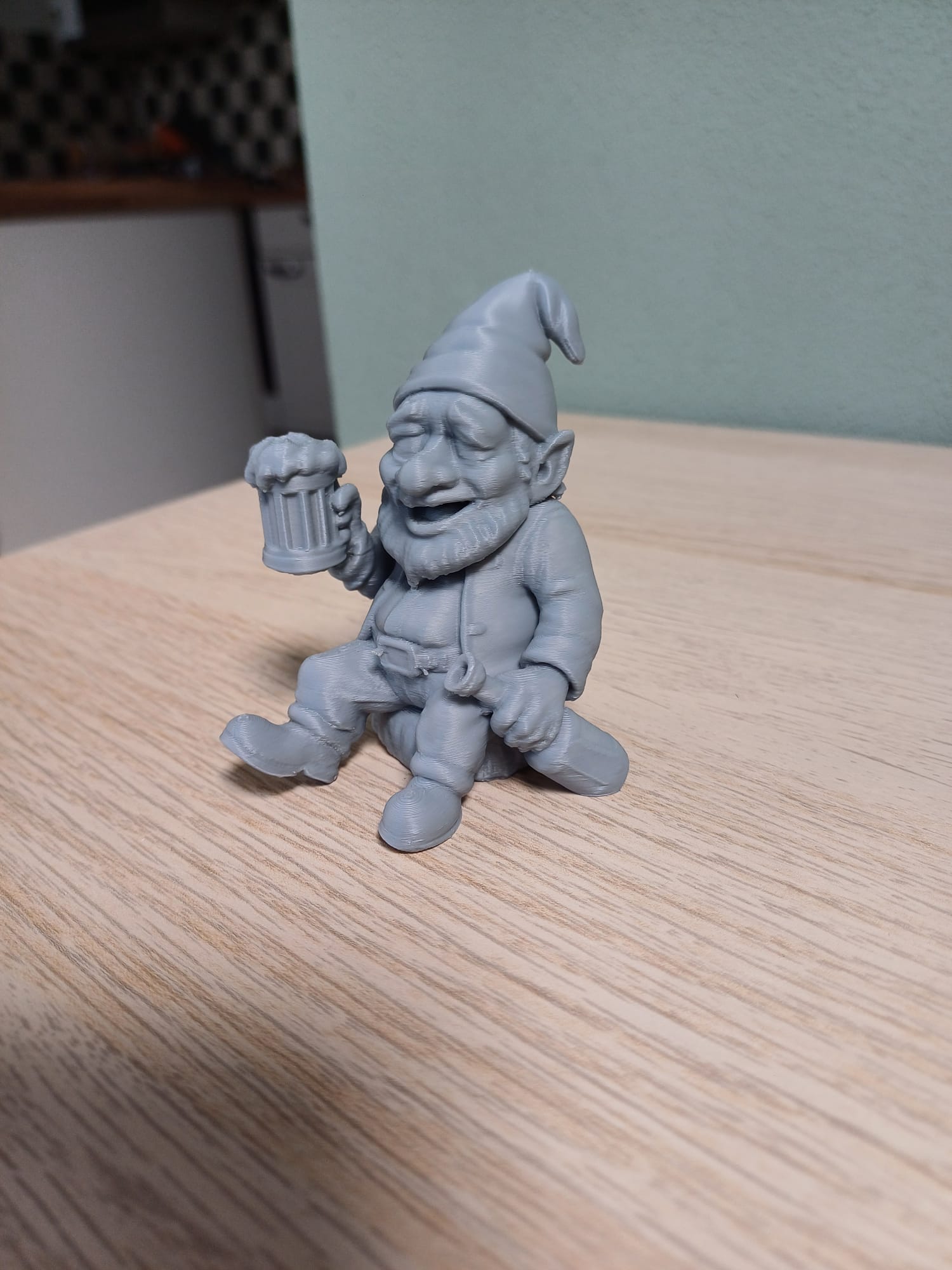 Drunken Gnome on a Stump