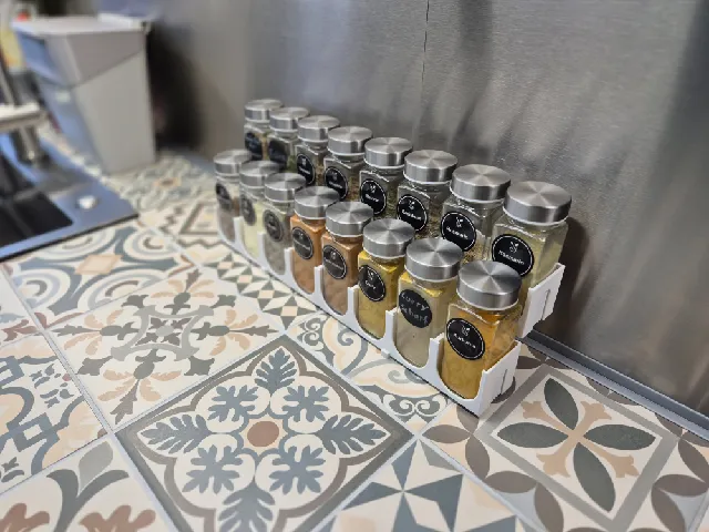 Gewürzregal (spice rack)