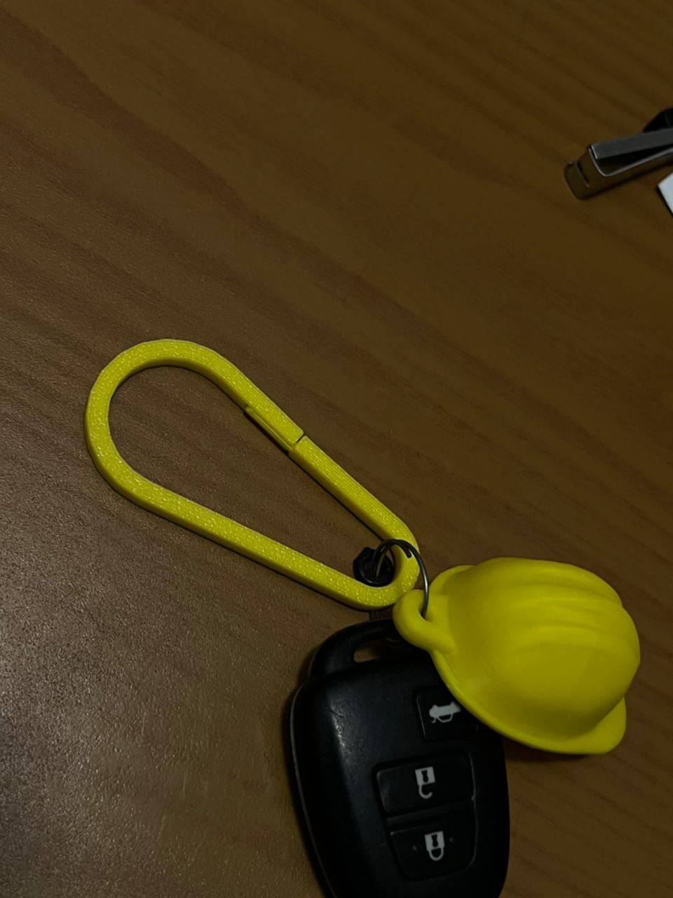 Minimal Carabiner Keychain Clip