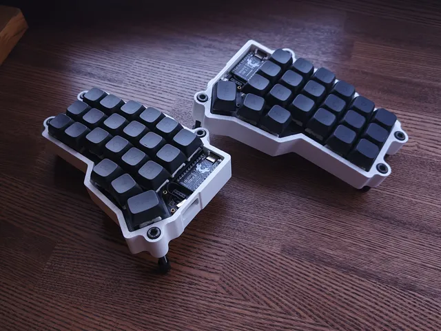 Corne V3 Keyboard case - VOID mod - 6 col