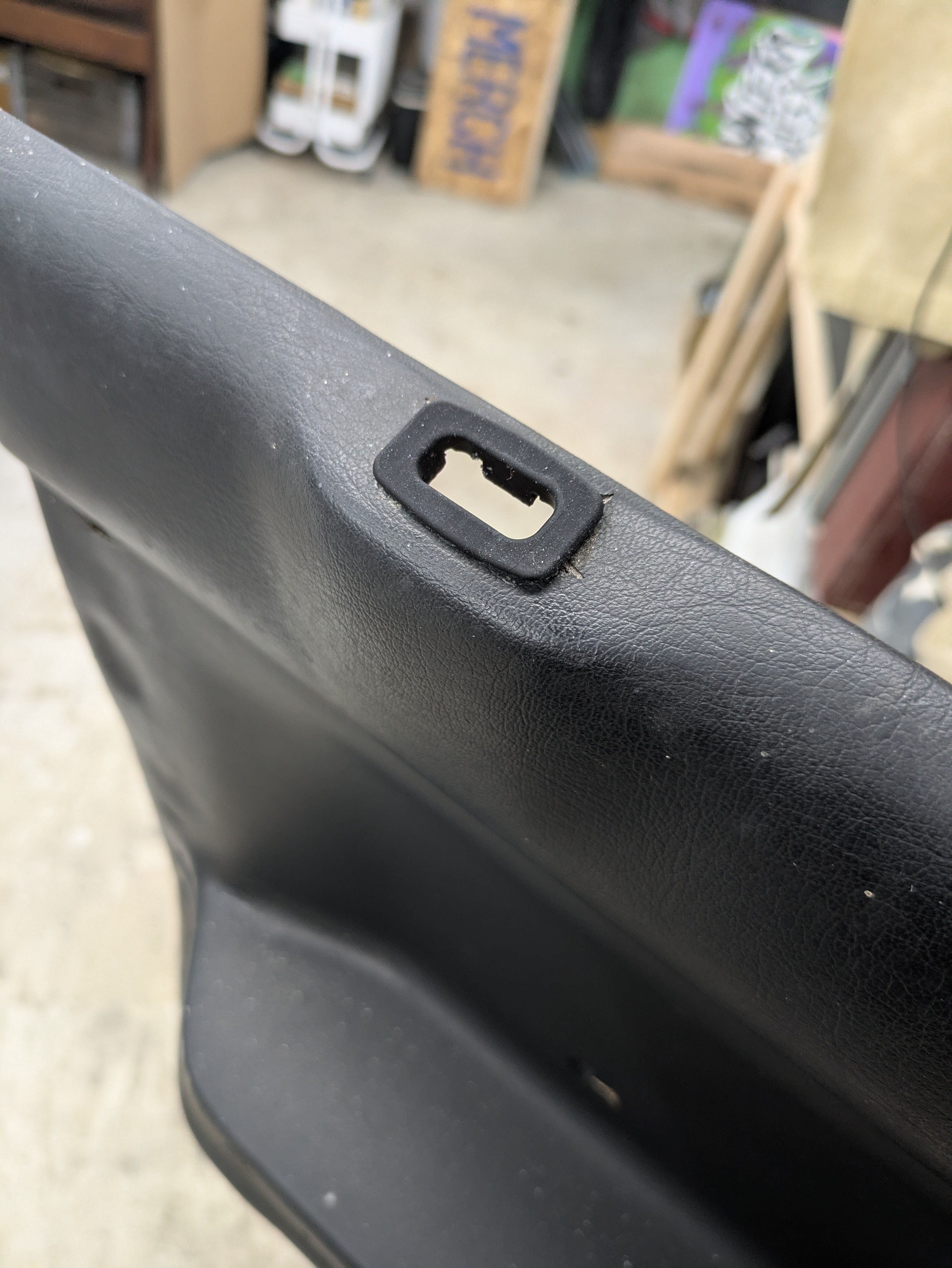 Mazda 323 BF door lock trim