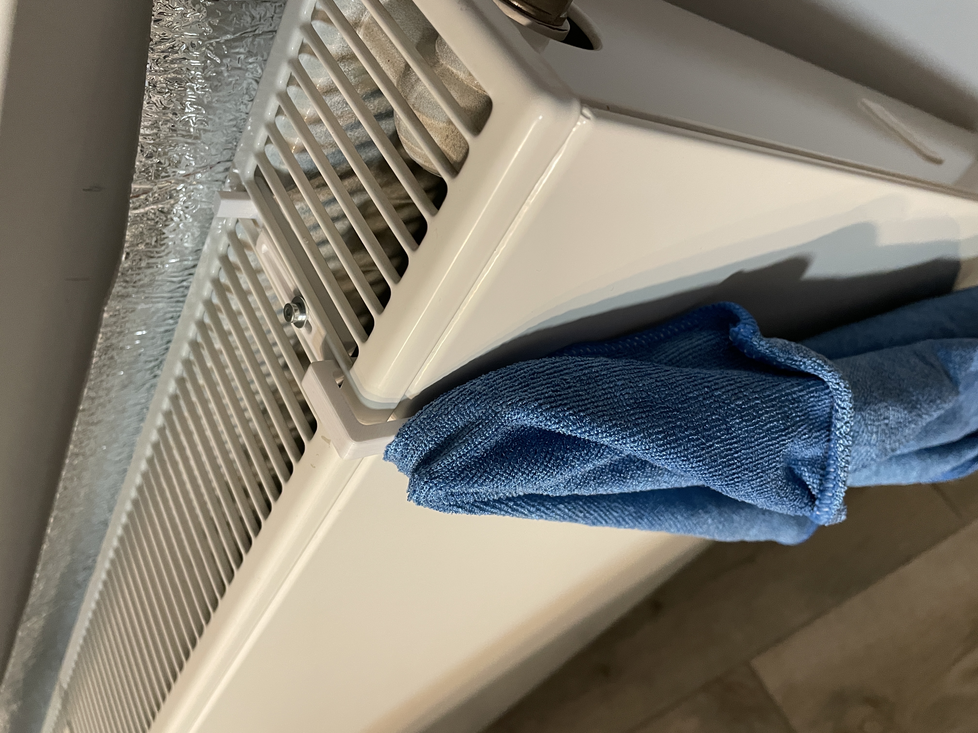 Adjustable Radiator Hook – Fast Print Universal No-Drill Towel Hanger