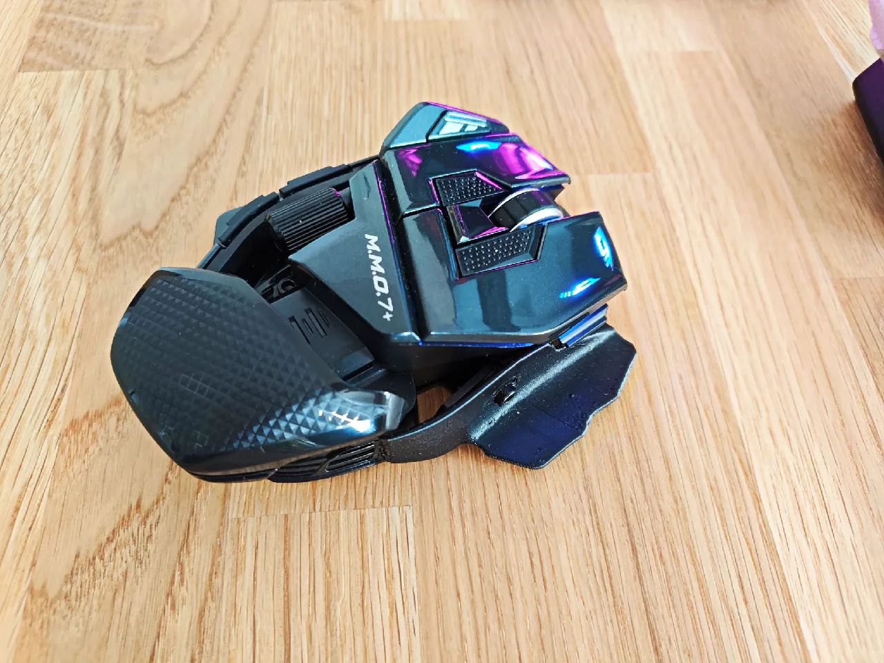 MadCatz M.M.O. 7+ pinky rest (with optional shift button mod) by