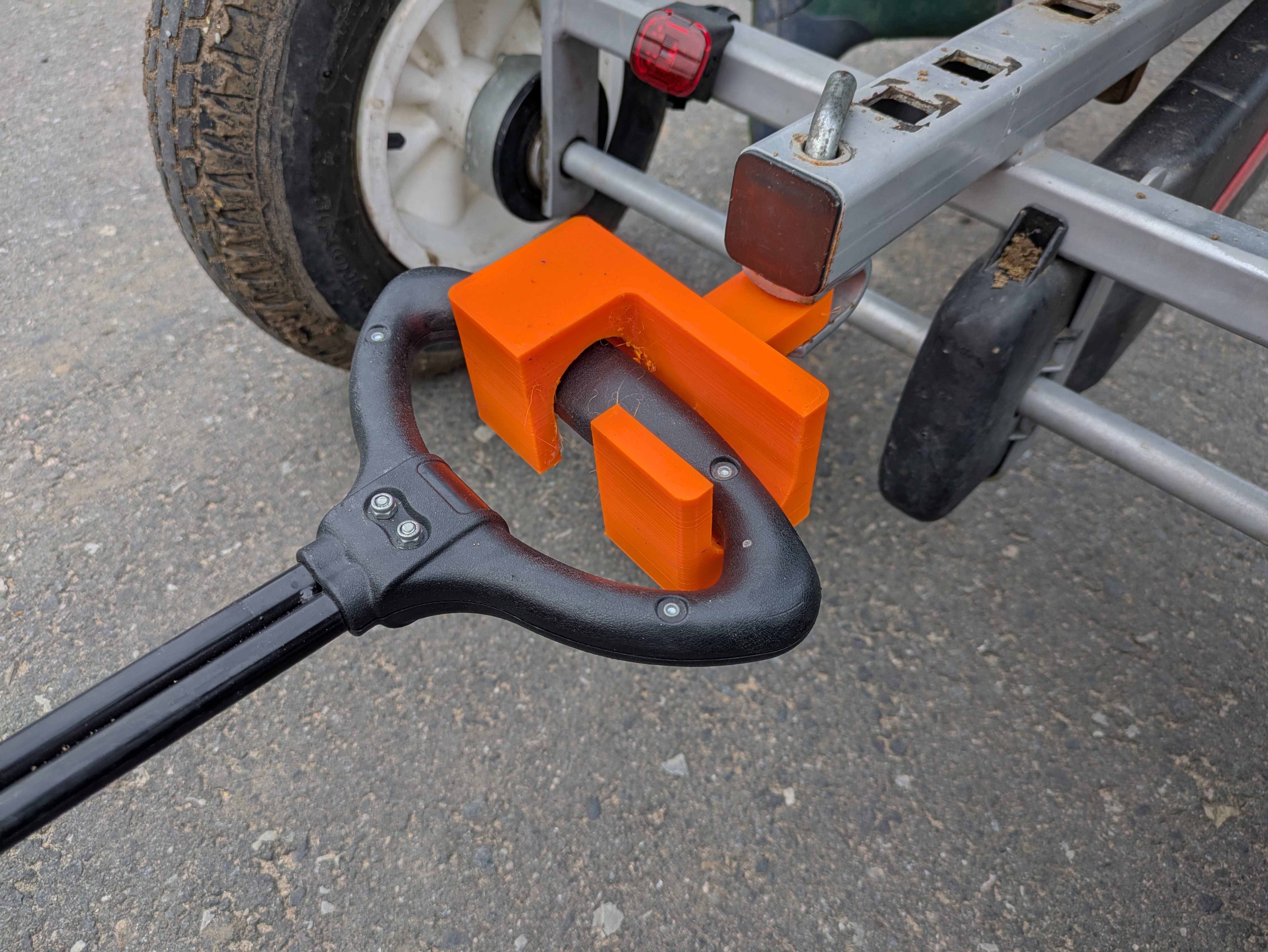 Berg Gokart XL to FUXTEC handcart adapter
