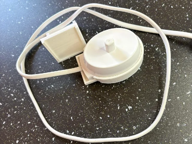 Toothbrush holder for Oral-B