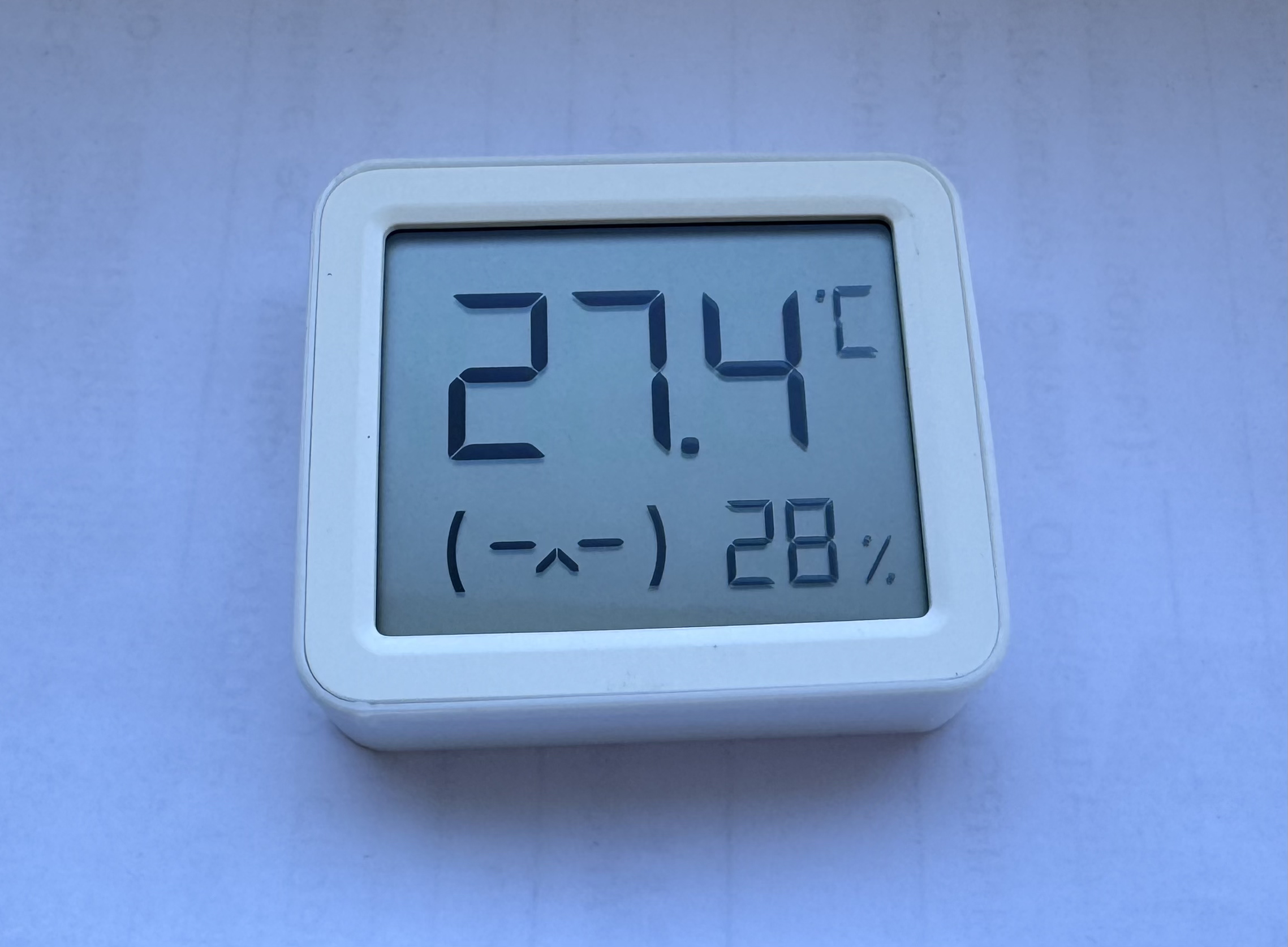 Xiaomi Mijia 3 mini (MJWSD06MMC) temperature sensor wall mount
