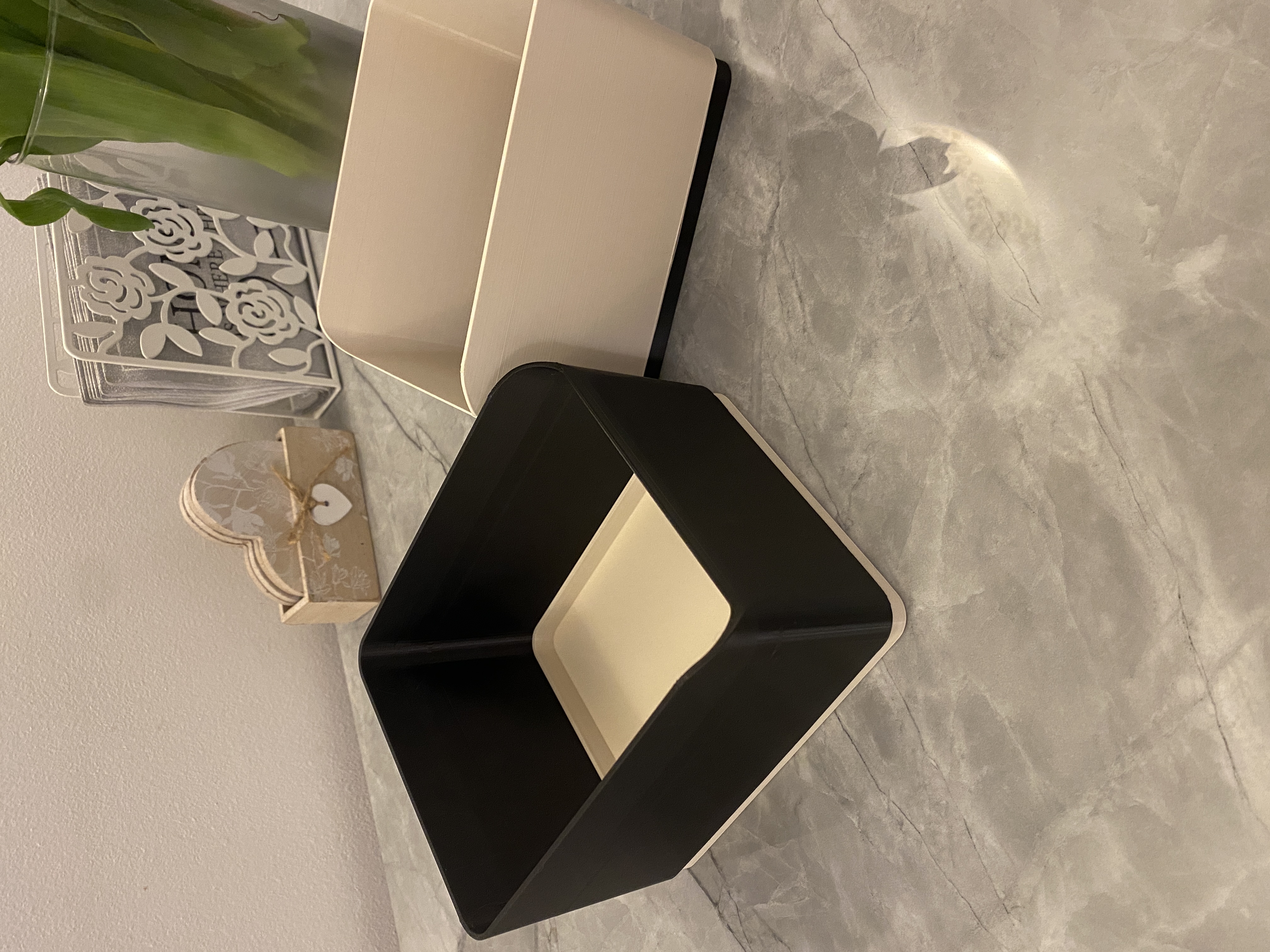 Miniatura 2 do modelo 3D Stacking box 2 colors