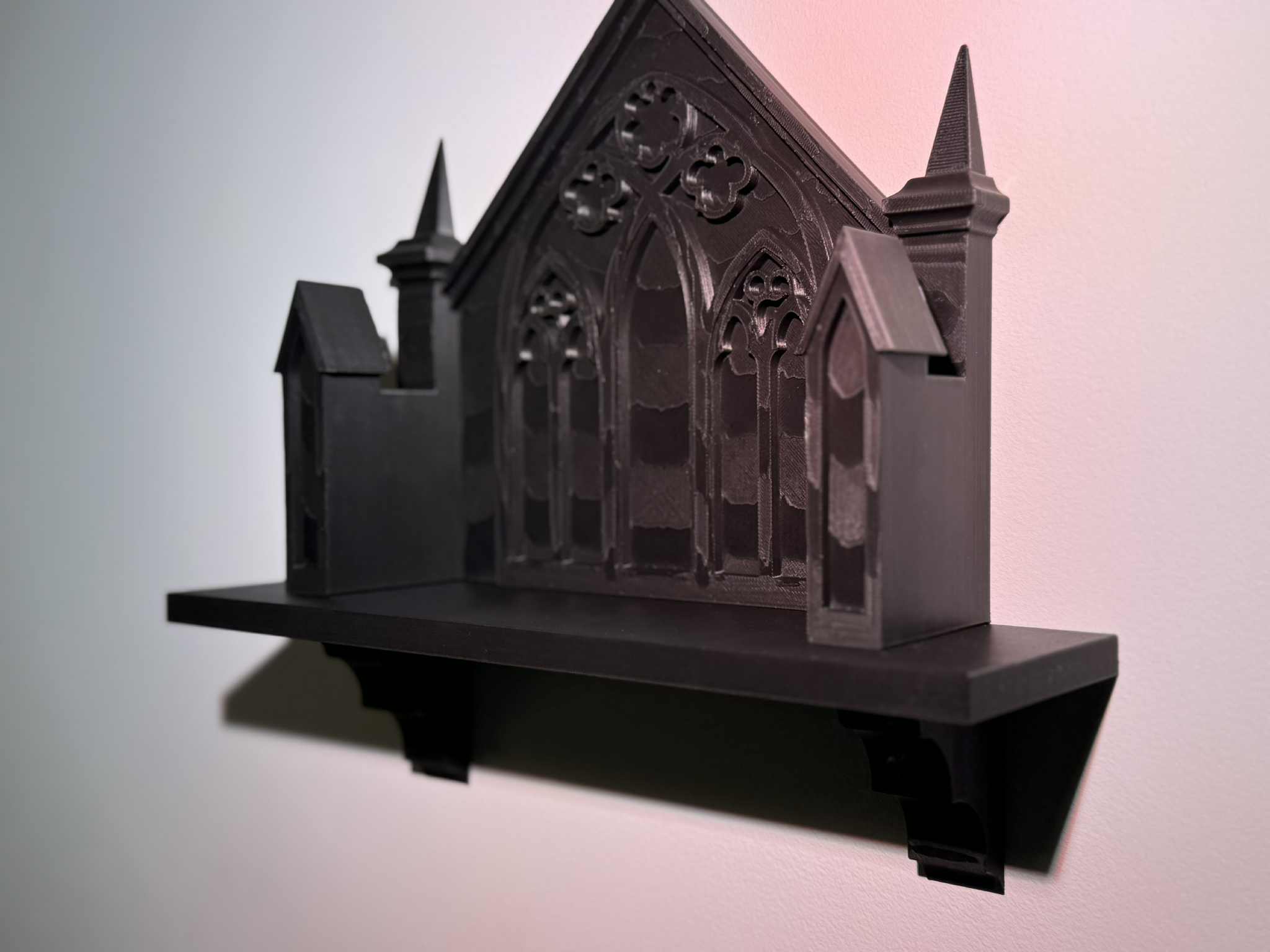 Gothic shelf — thumbnail 4