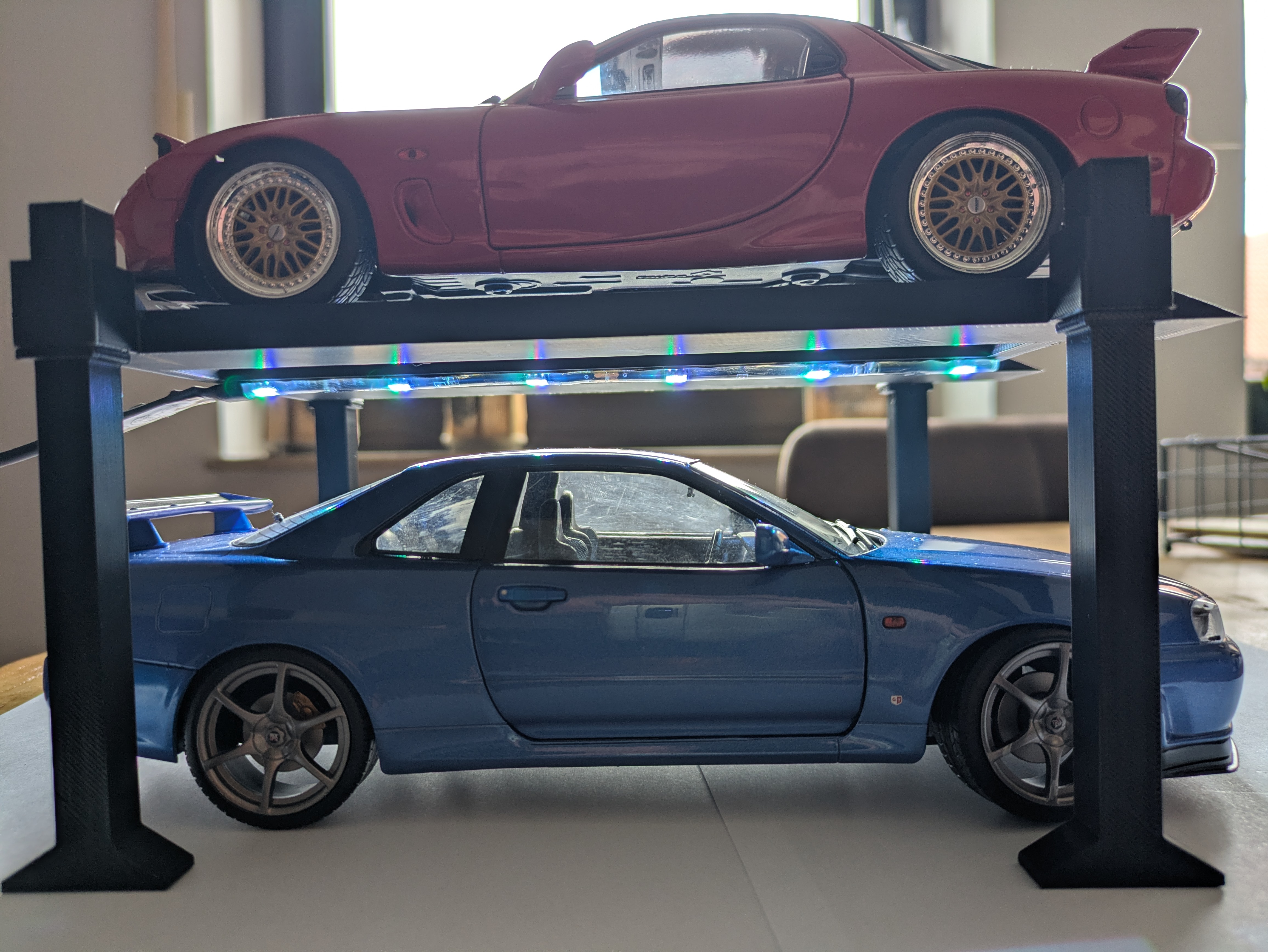 Car Lift  Scale  1/18 No fasteners needed. — miniatura 11