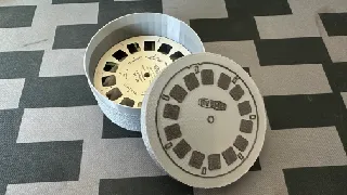Canister for Viewmaster reels