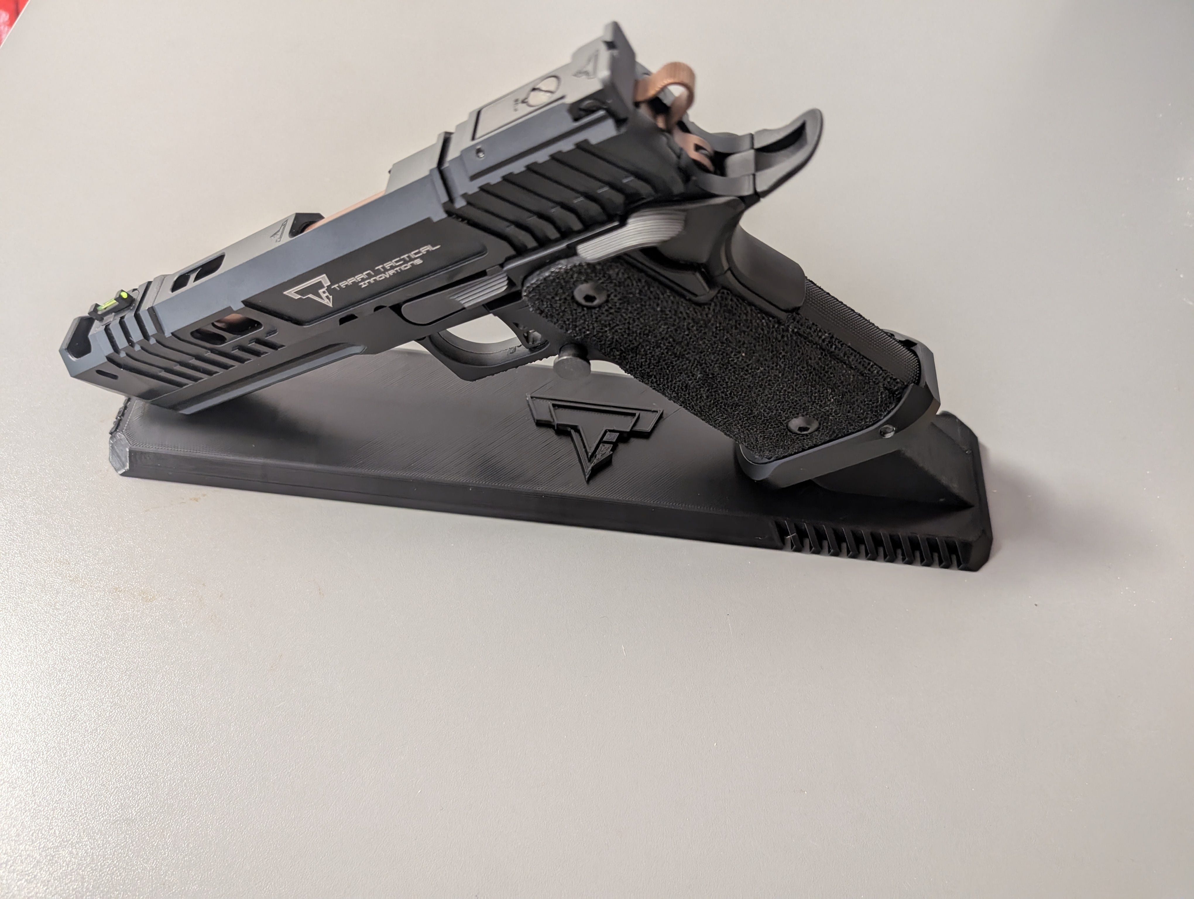 AA/EMG x TTI JW4 Pit Viper Stand (Angled)