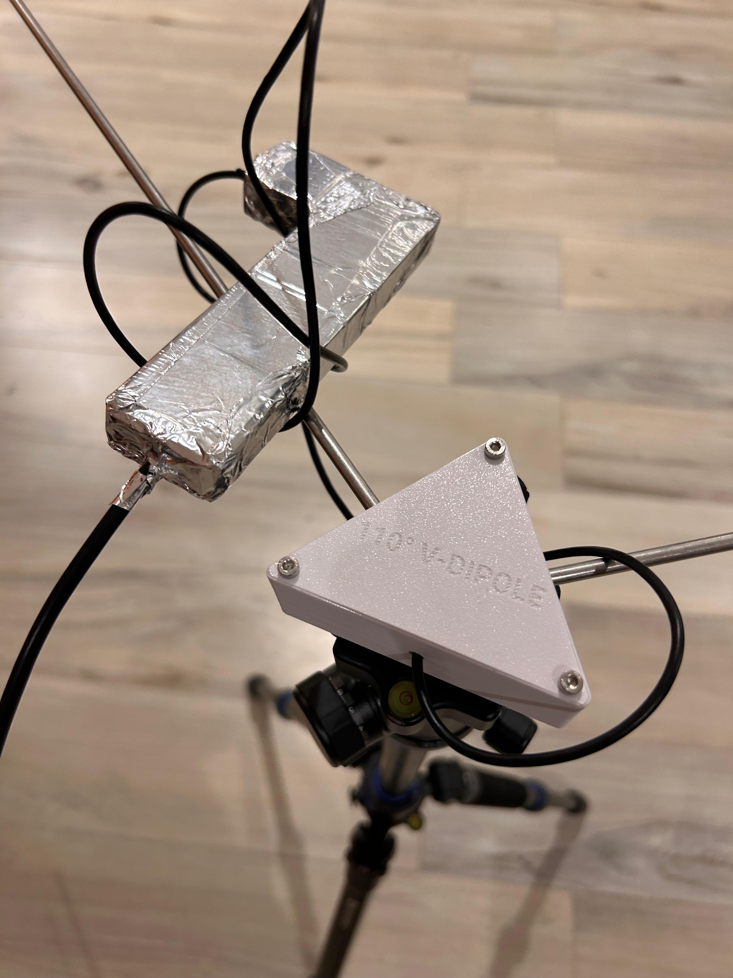 110° V-Dipole Antenna for NOAA Reception