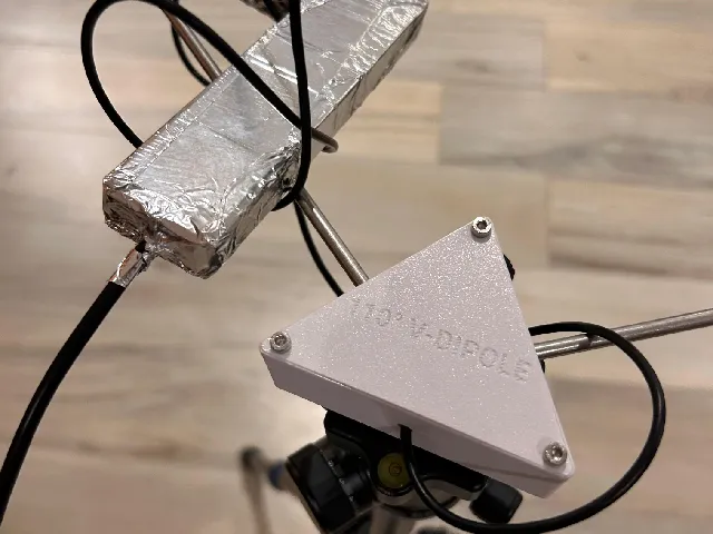 110° V-Dipole Antenna for NOAA Reception