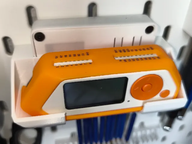 Flipper Zero Skadis Mount with encased WiFi Module