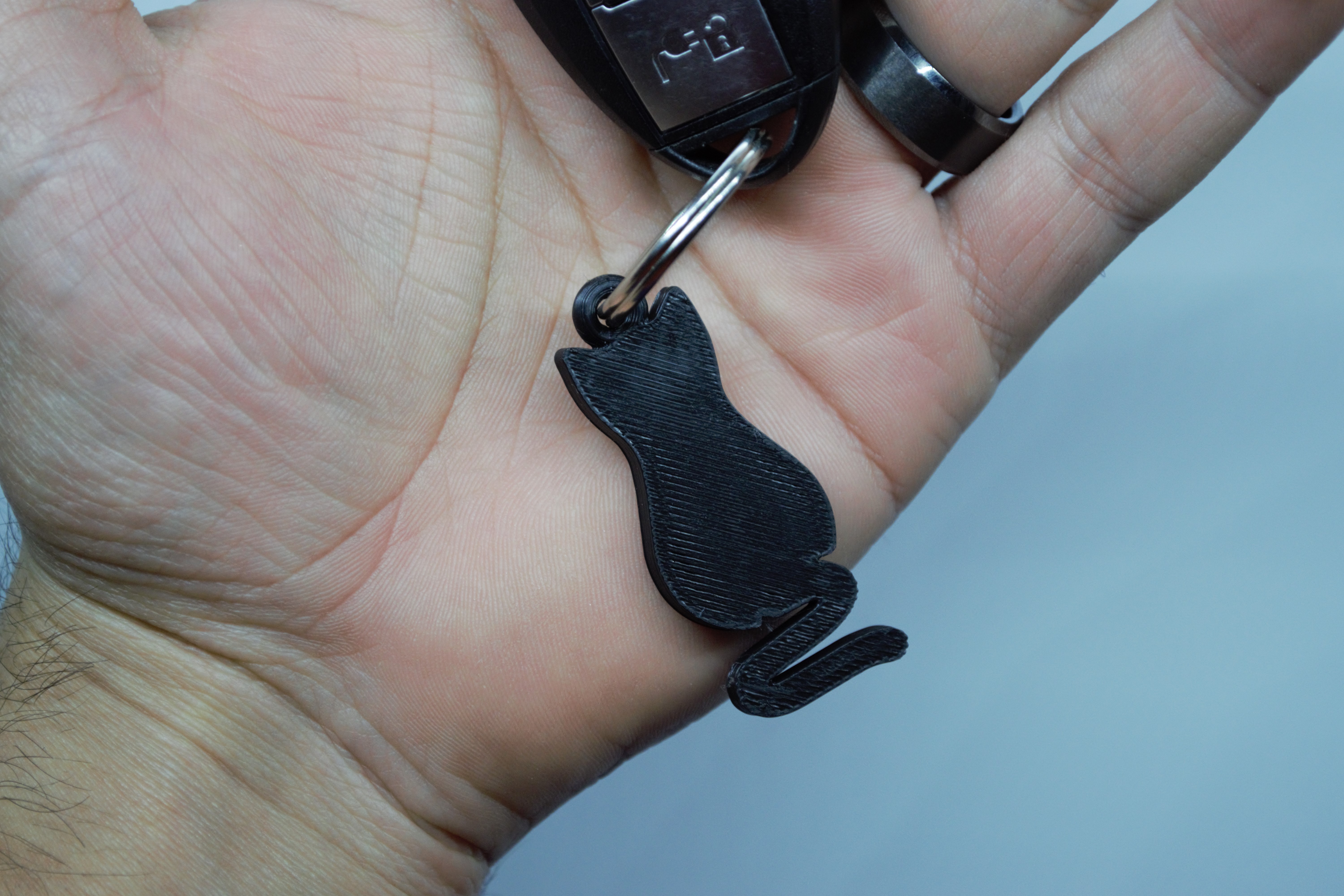 Simple Halloween cat keychain version one