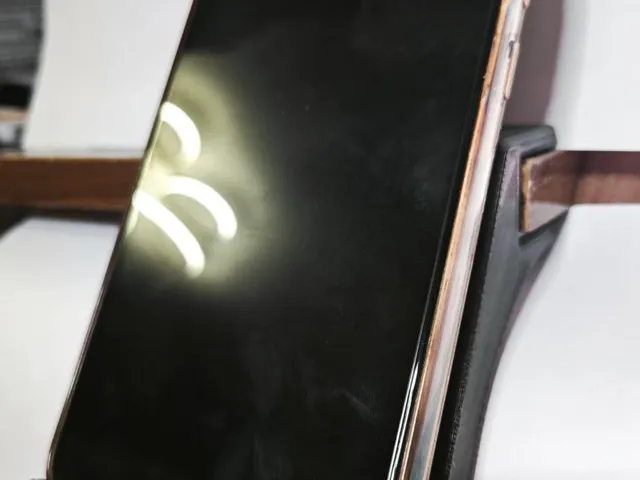 Phone Holder honeycomp
