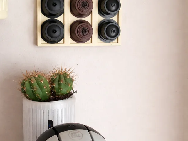 Wall-Mounted Dolce Gusto Capsule Holder (9 Pods)