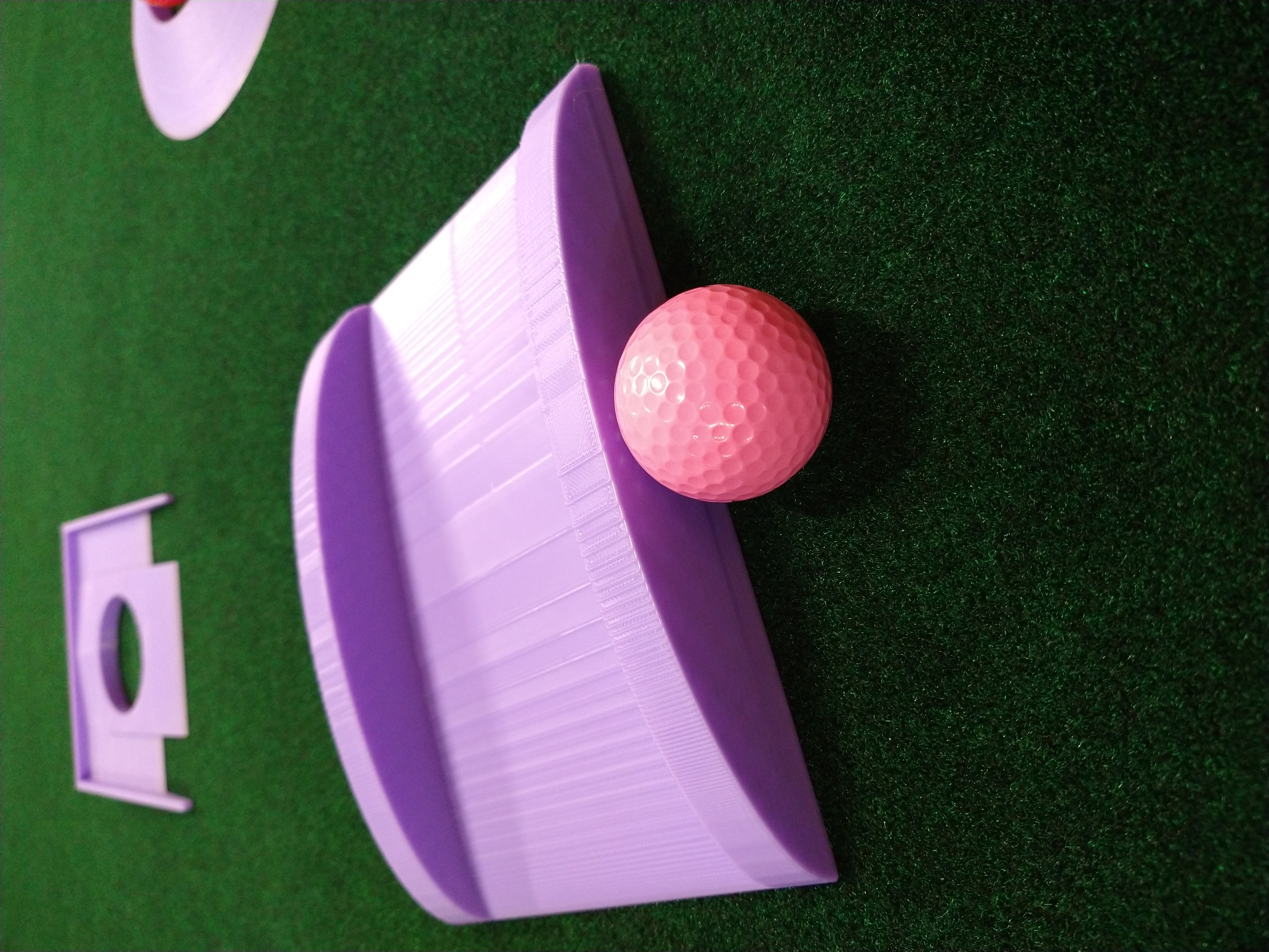 Mini Golf Ramp Bump Obstacle