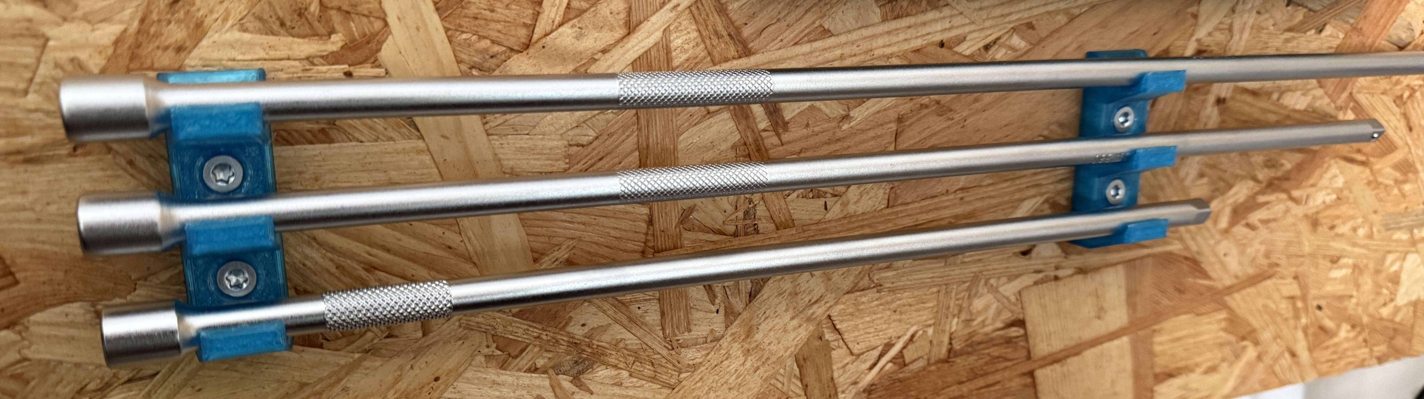 Holder / fixture for extension for ratchet 1/4"
