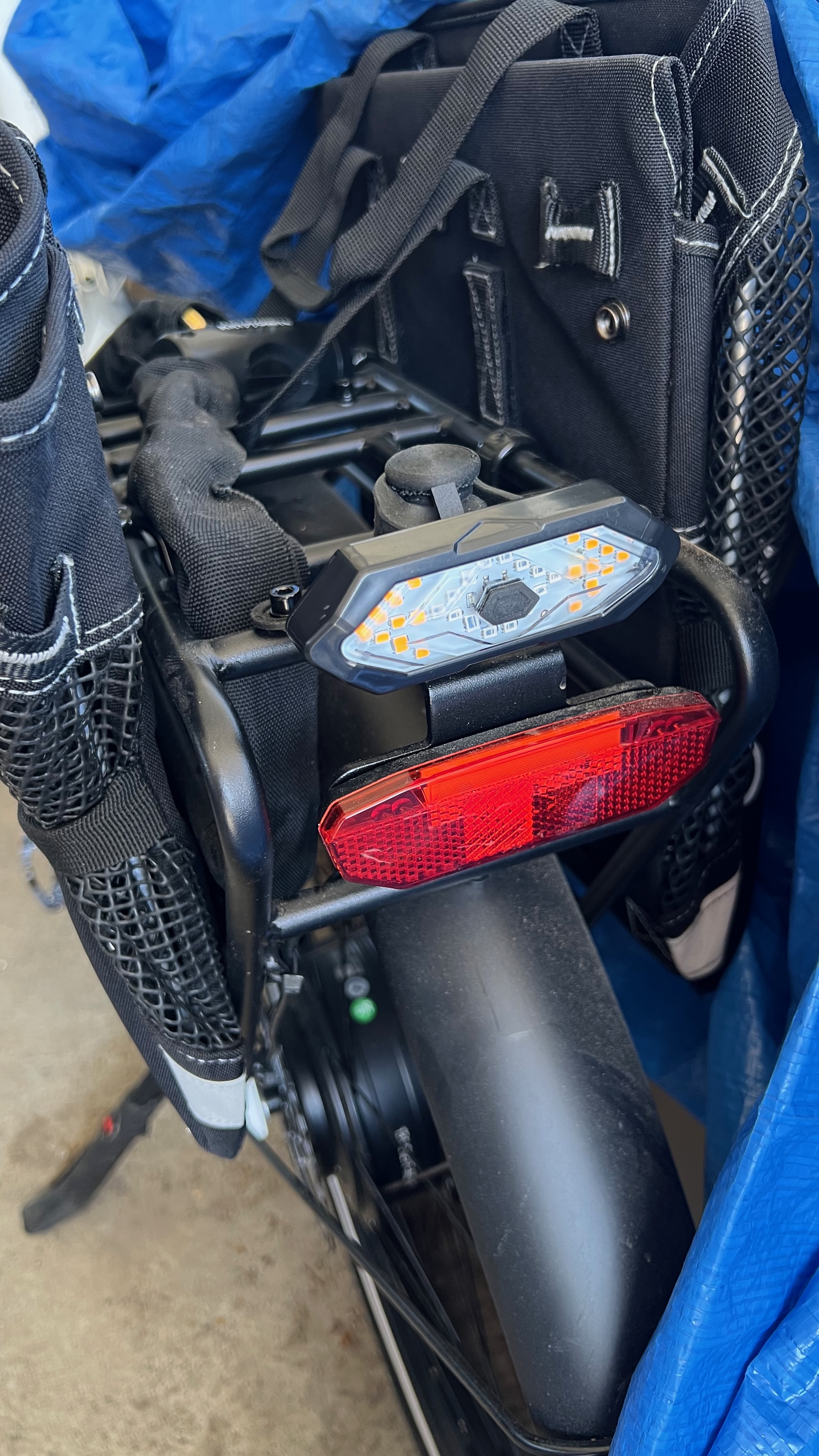 eBike rack mounting post for wireless turn signals