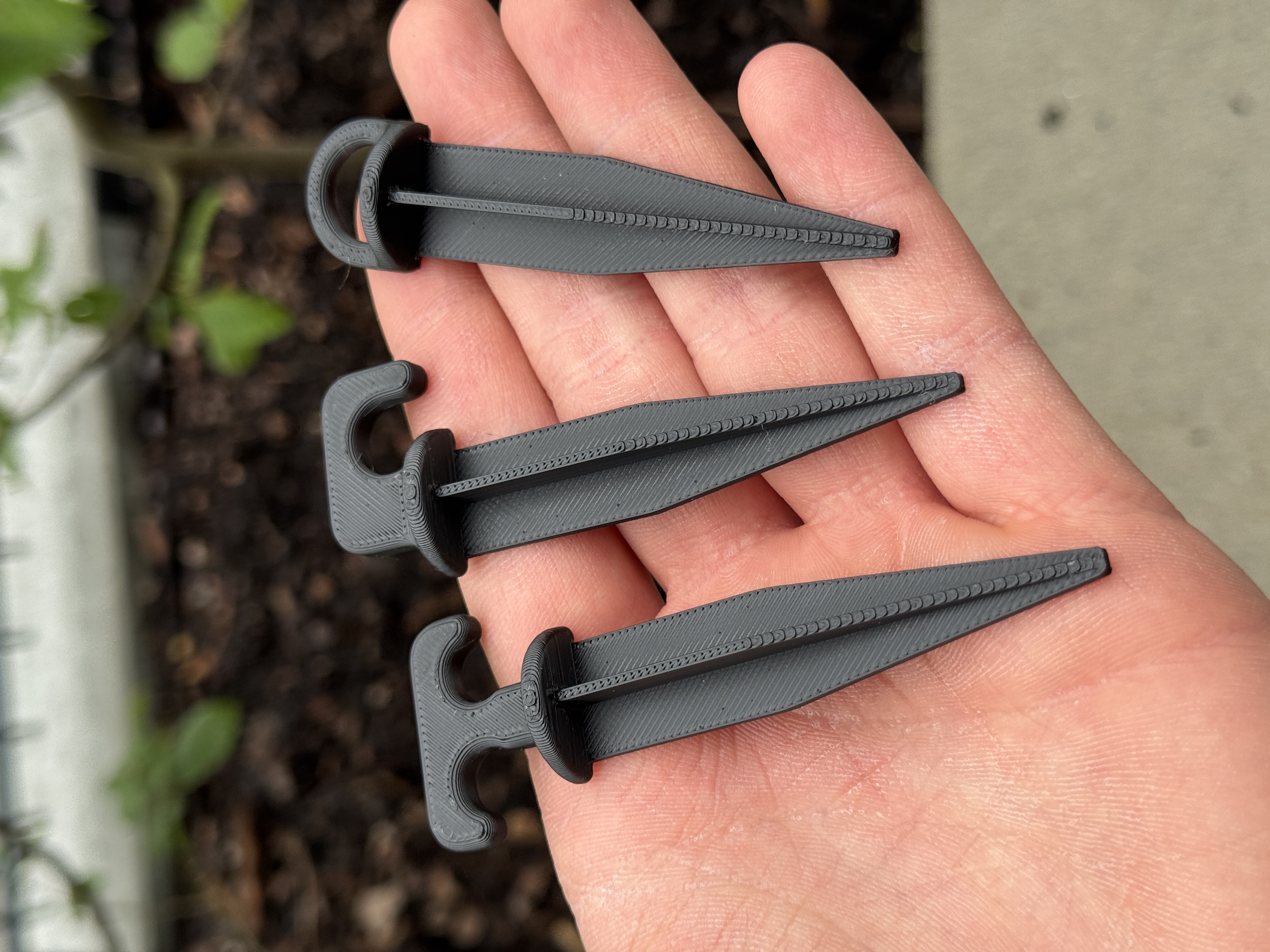 Tent Pegs – Support-Free, Strong & Lightweight