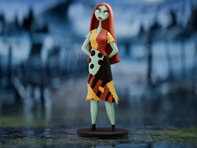 Sally Collectible Figurine – Nightmare Before Christmas