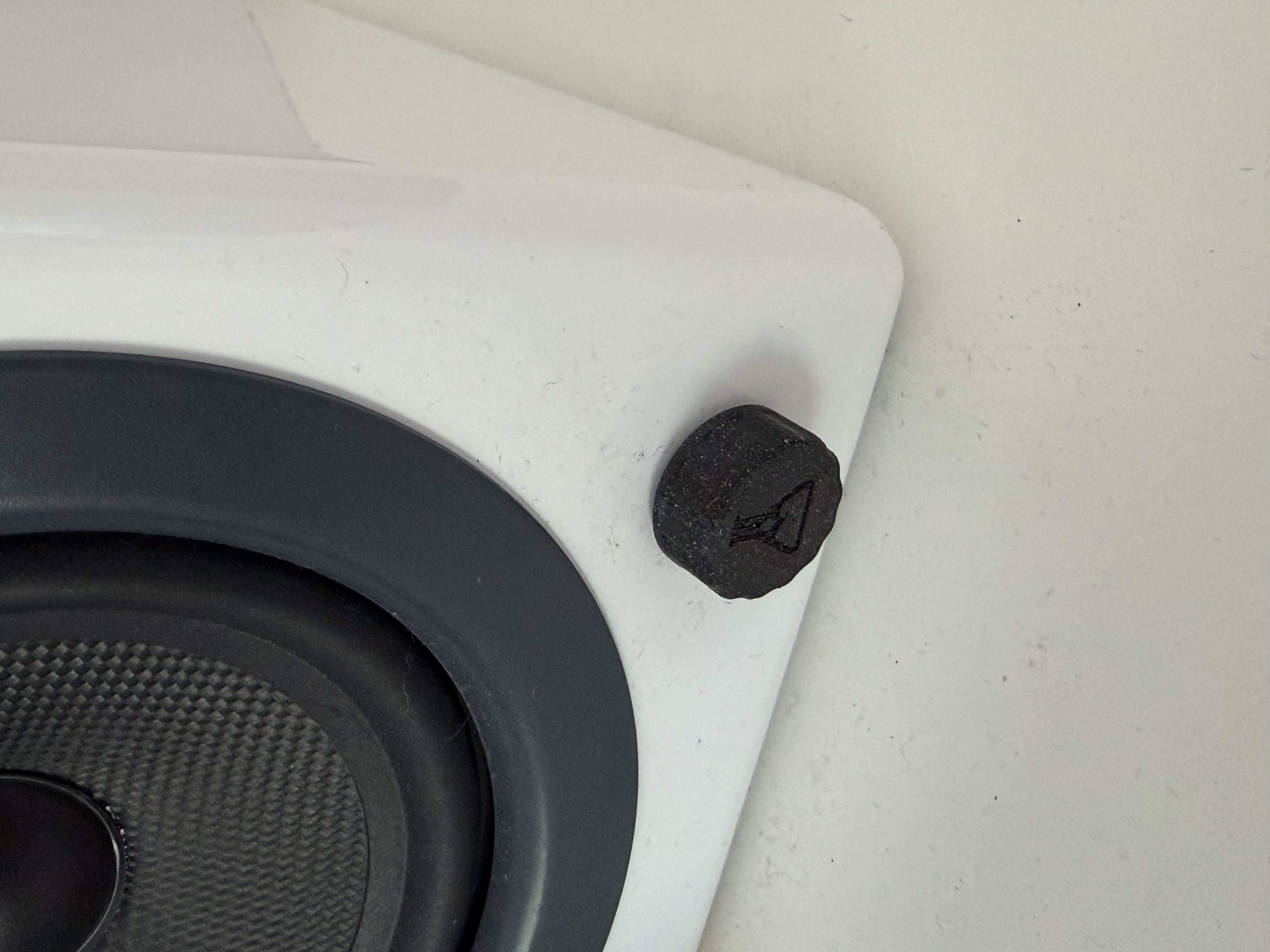 Audioengine A5+ speaker knobs — thumbnail 2