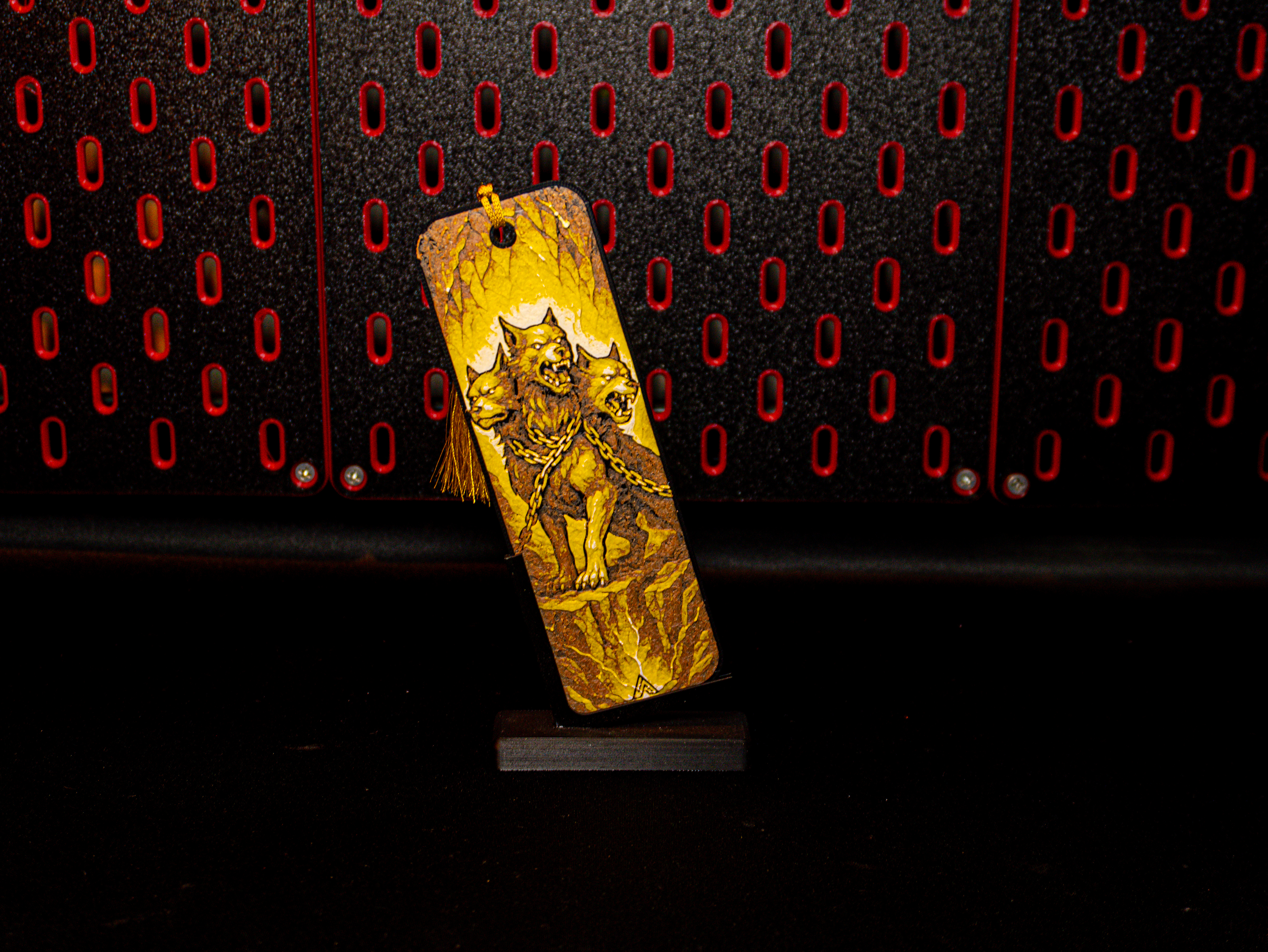 Miniatura 3 do modelo 3D Cerberus Bookmark - Hueforge
