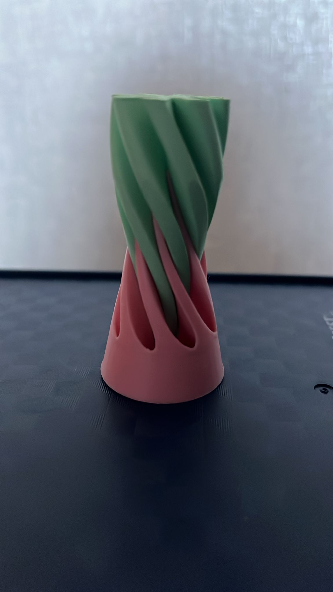 Miniatura 5 do modelo 3D impossible passthrough cone