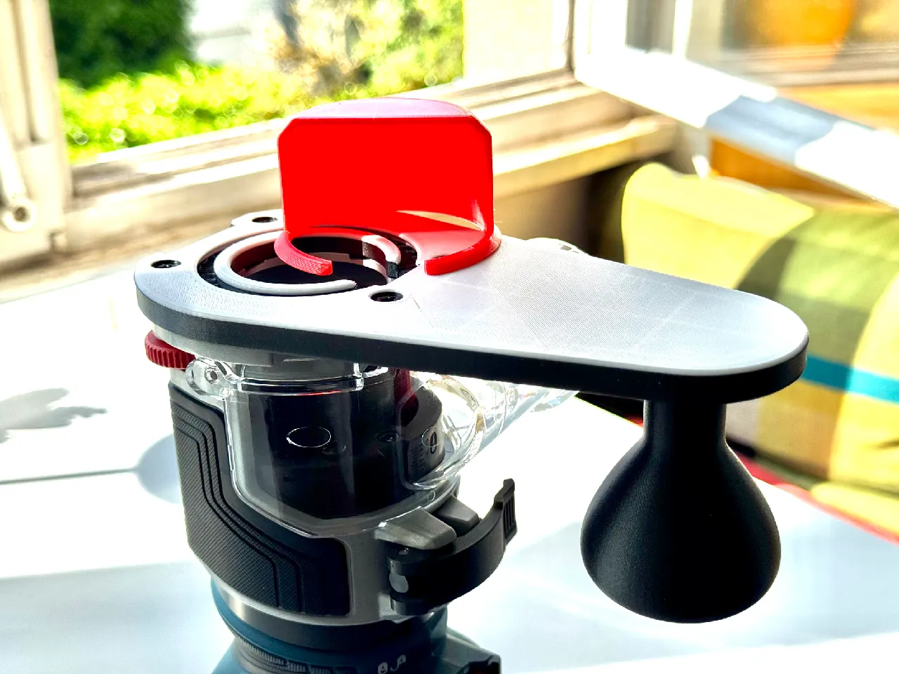 Bosch GKF 18V-8 trim router base by woelpi | Download free STL