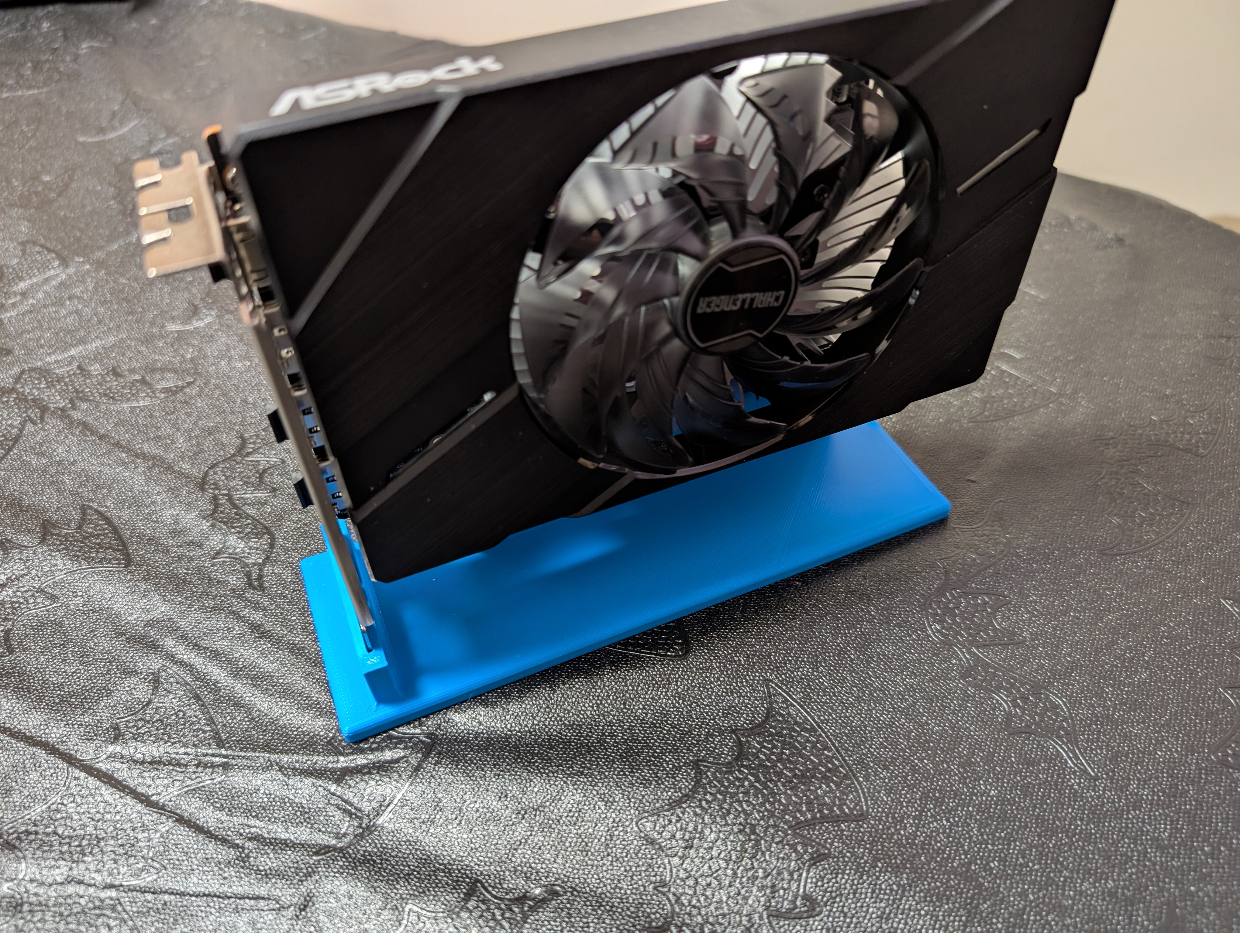 PCIe Stand