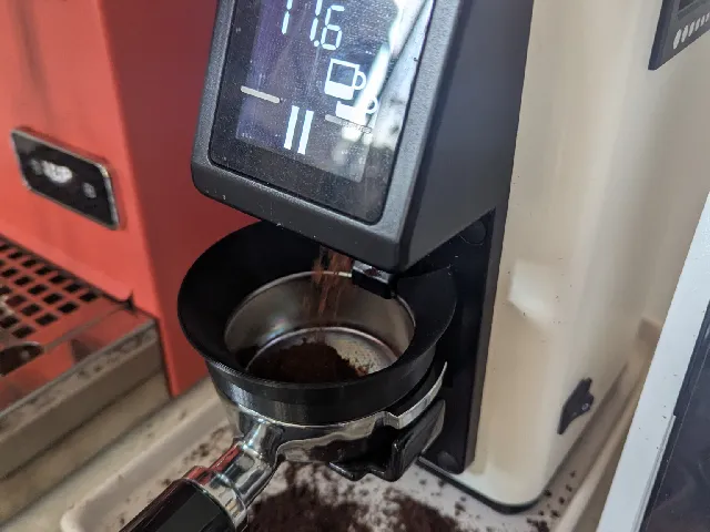 Magnetic Portafilter Funnel