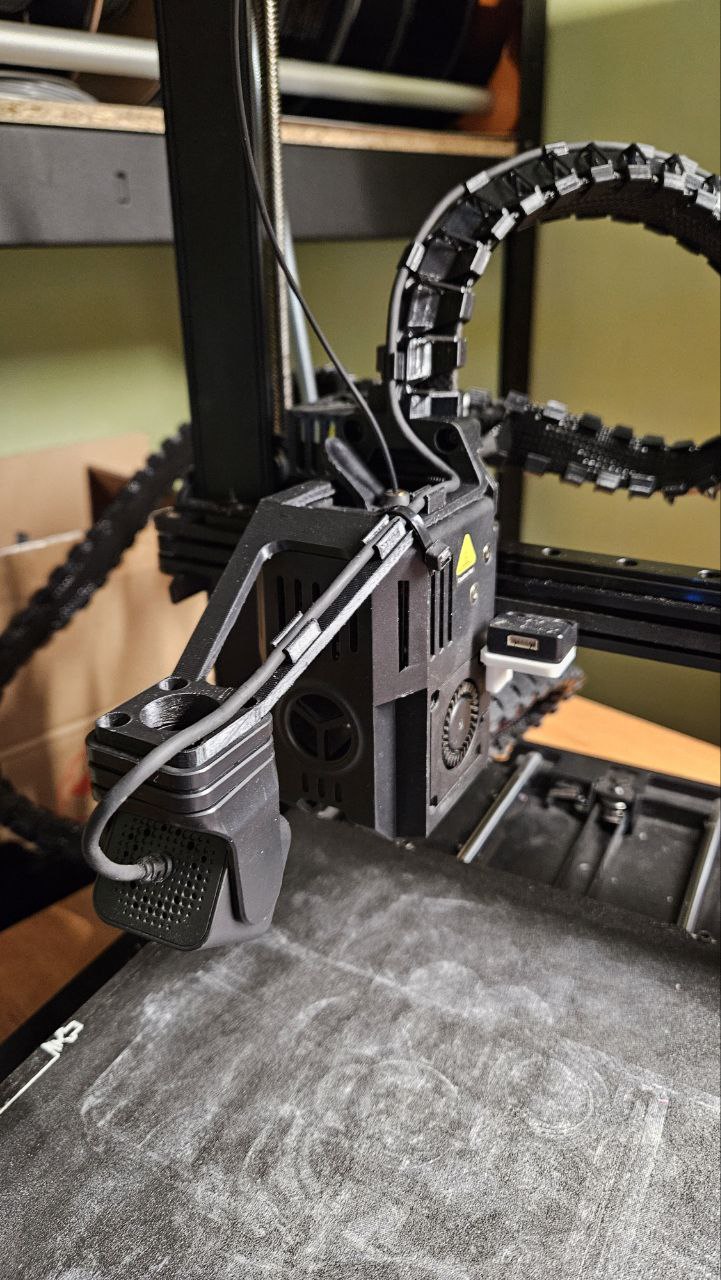 E3V3KE Nebula support with Spine Chain cable end