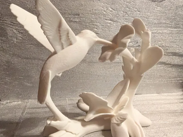 Hummingbird Figurine