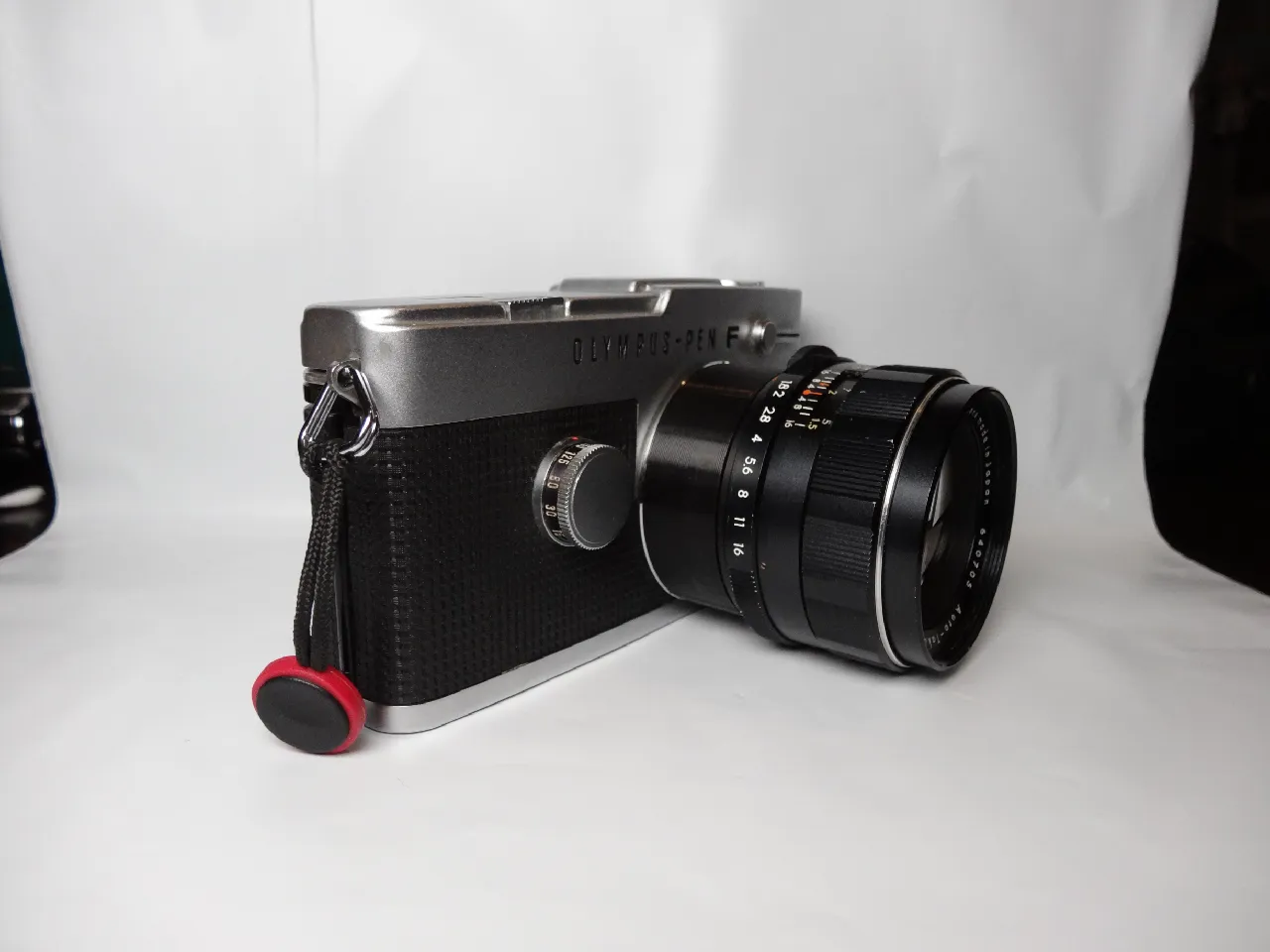 Olympus Pen F to M42 Adapter by TykerJoe | Download free STL model